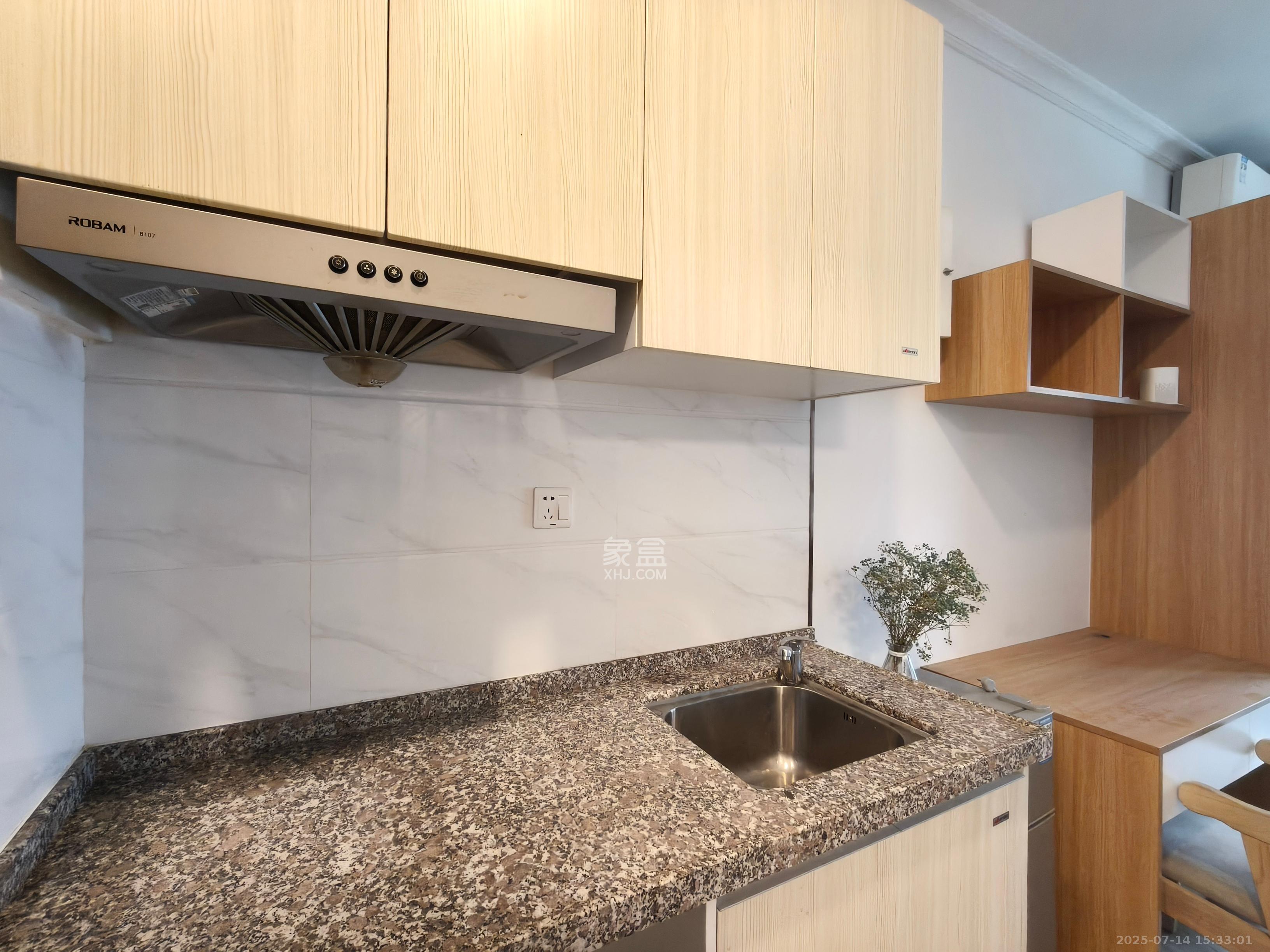 碧桂园星荟  1室1厅1卫    1000.0元/月 碧桂园星荟  1室1厅1卫    1000.0元/月室内图