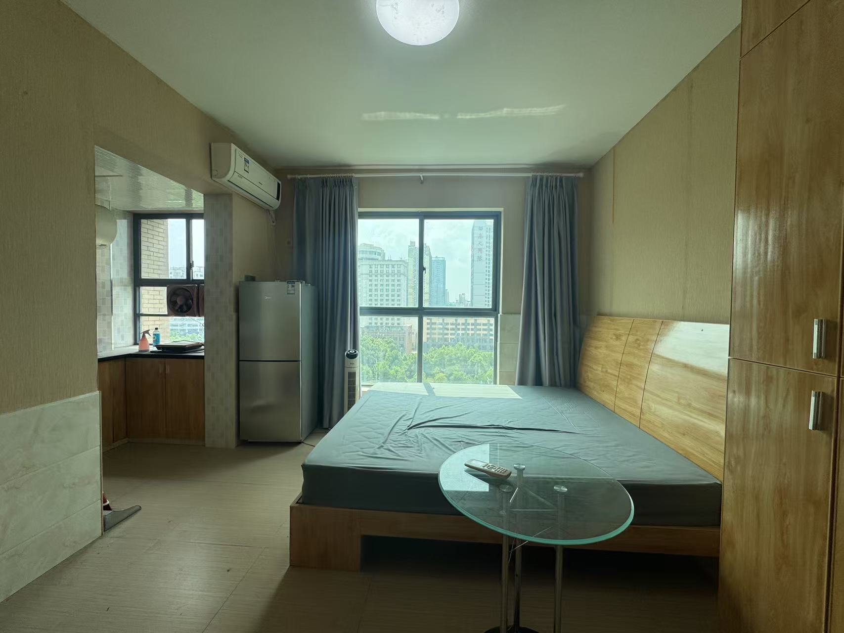 鹏利广场 1室1厅1卫 1000.0元/月 鹏利广场 1室1厅1卫 1000.0元/月室内图