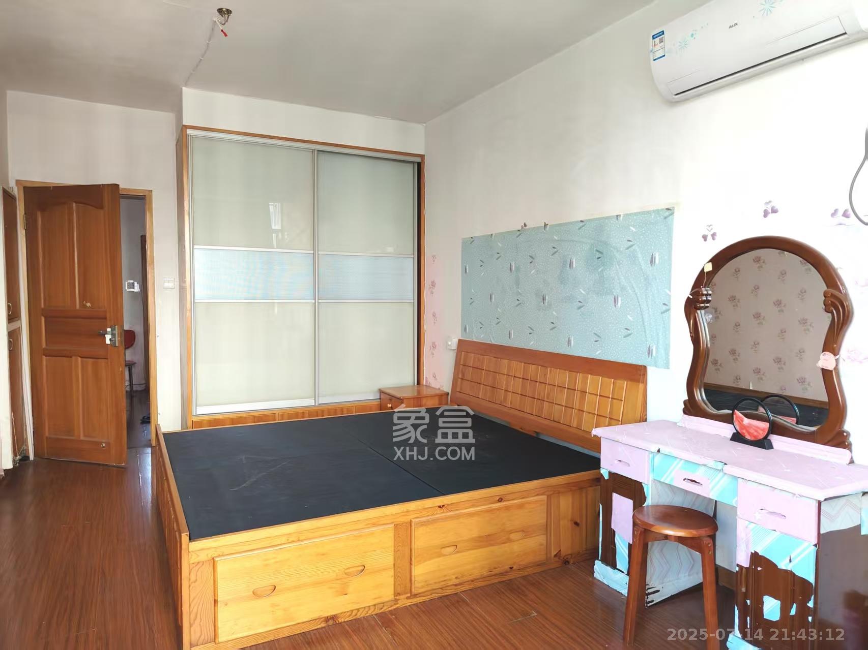 砂子塘社区  2室1厅1卫   1200.00元/月室内图