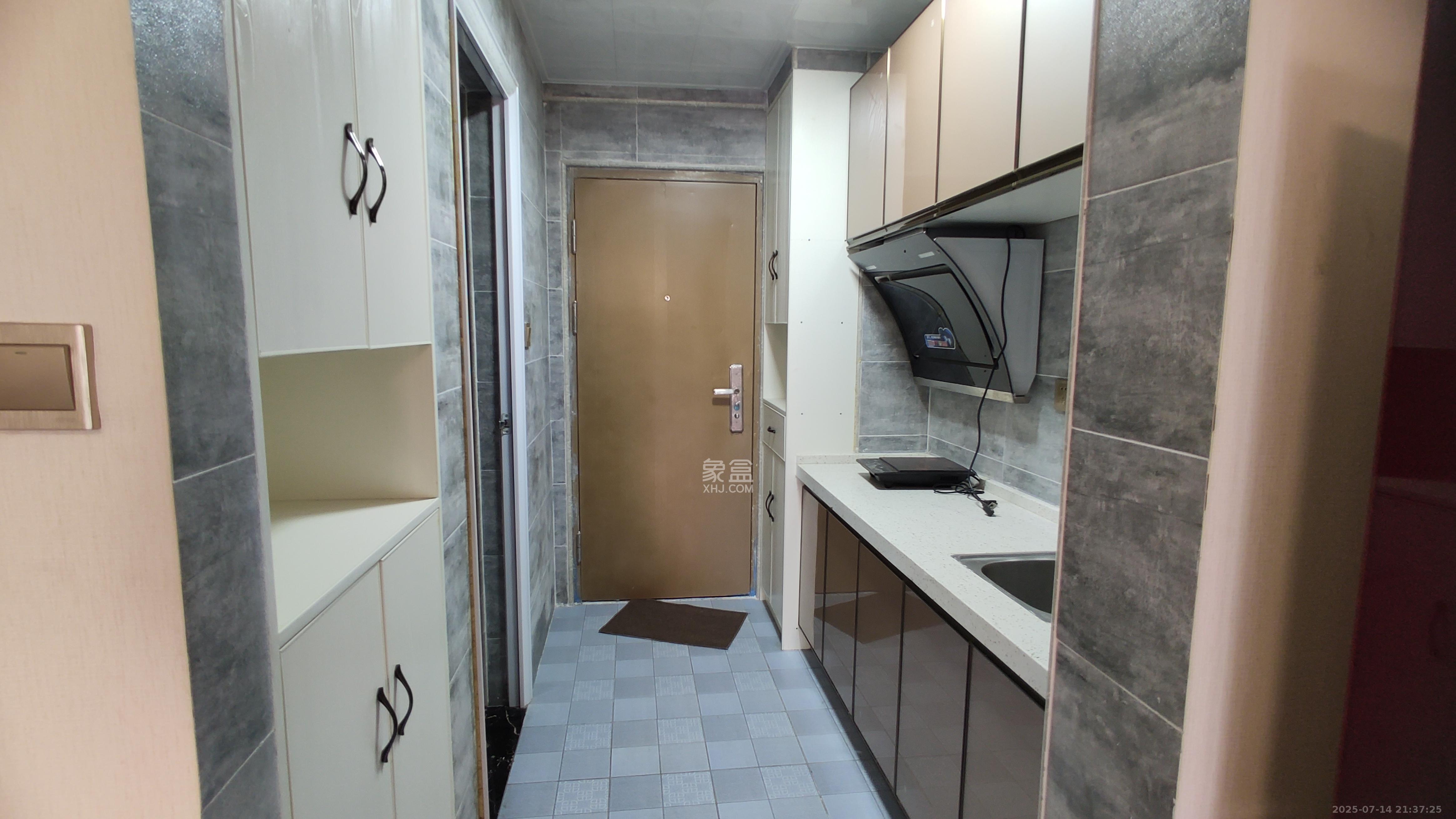 嘉华城(一期) 1室1厅1卫 1400.0元/月 嘉华城(一期) 1室1厅1卫 1400.0元/月室内图