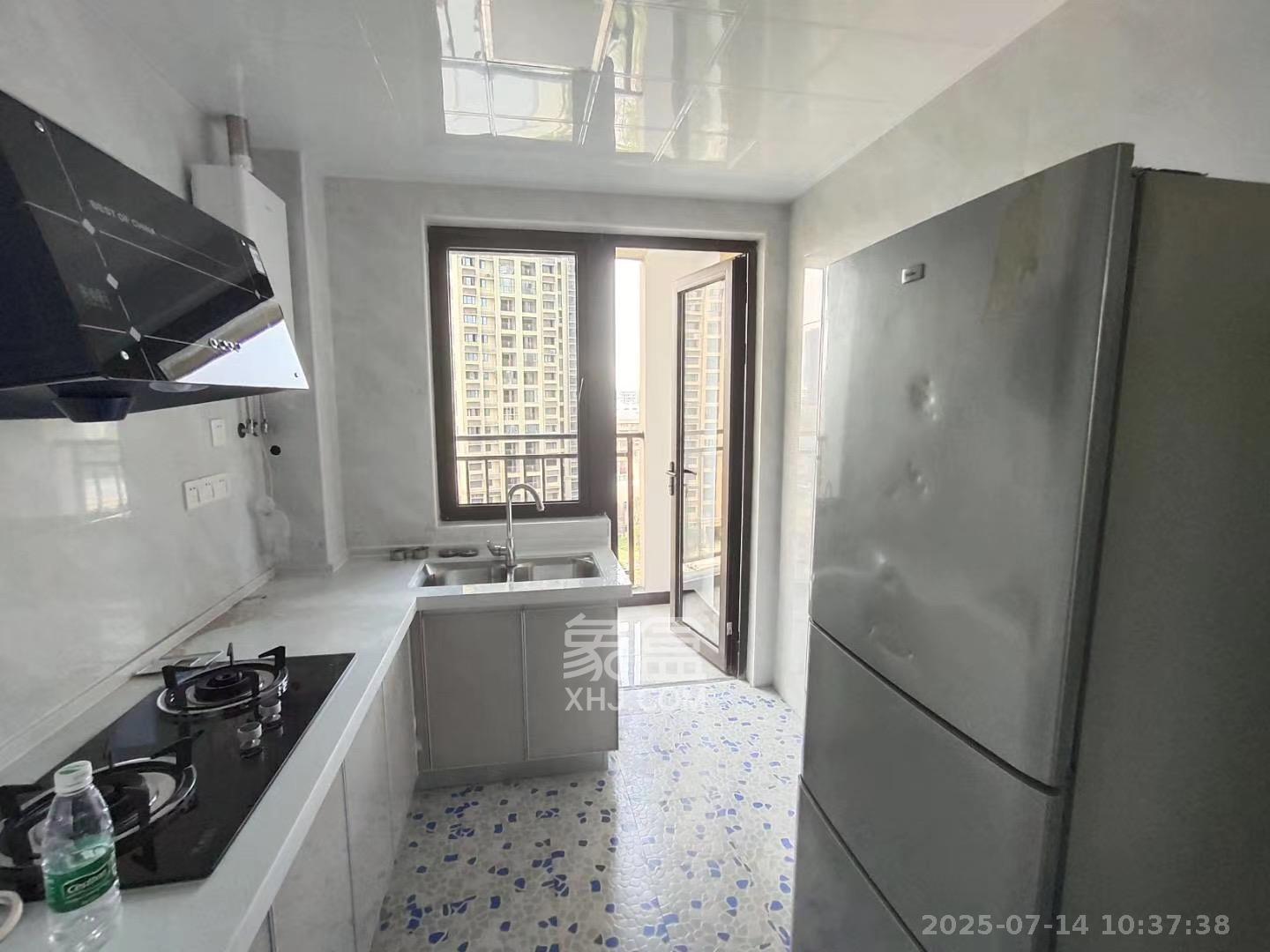 梅溪盛荟 5室2厅2卫 3800.0元/月 梅溪盛荟 5室2厅2卫 3800.0元/月室内图