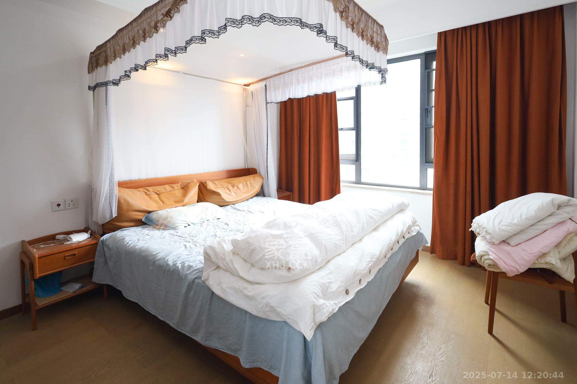 长沙万境潇湘 3室2厅2卫 3400.0元/月 长沙万境潇湘 3室2厅2卫 3400.0元/月室内图