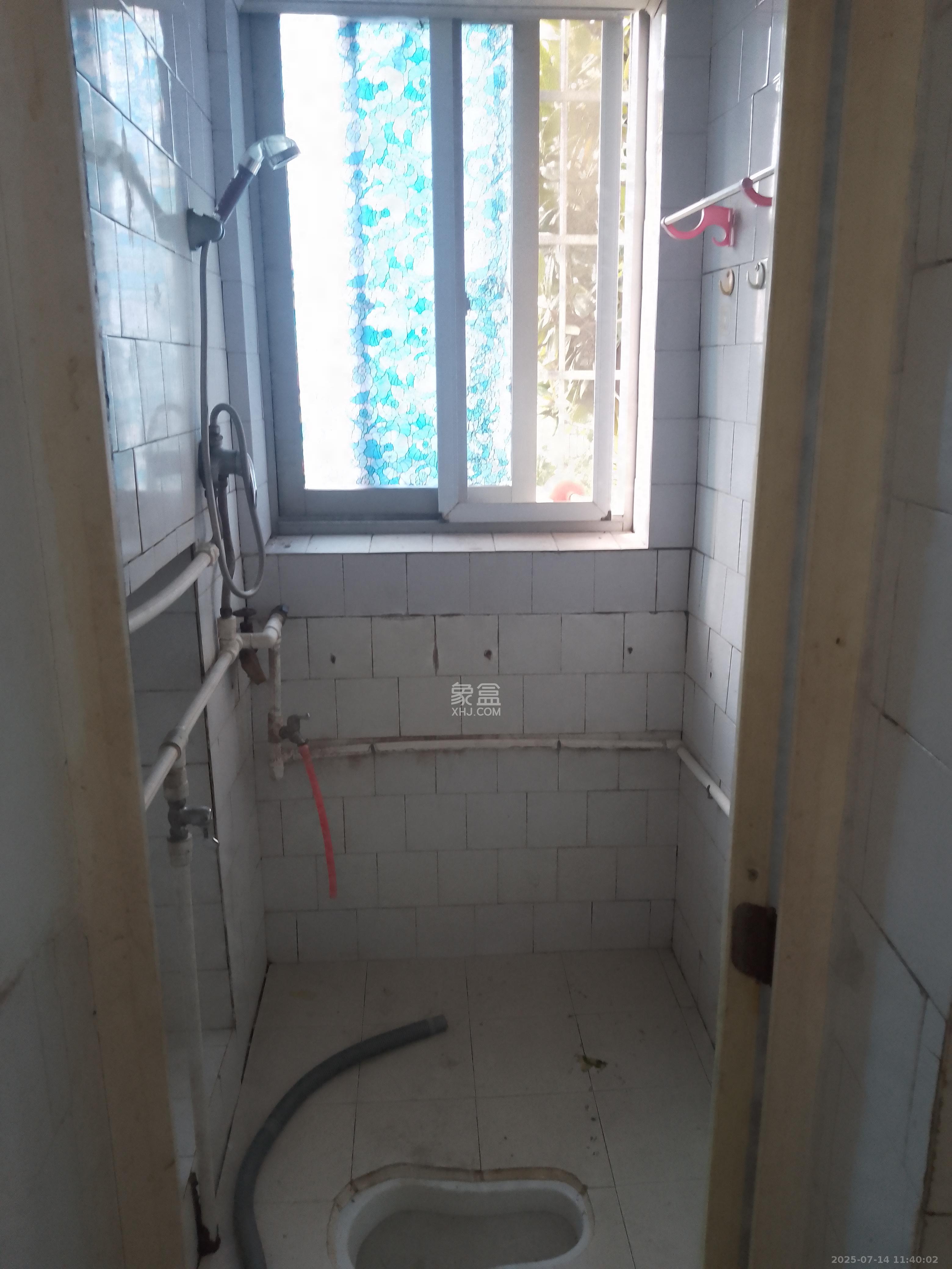 东瓜山二村  1室1厅1卫    1000.0元/月 东瓜山二村  1室1厅1卫    1000.0元/月室内图