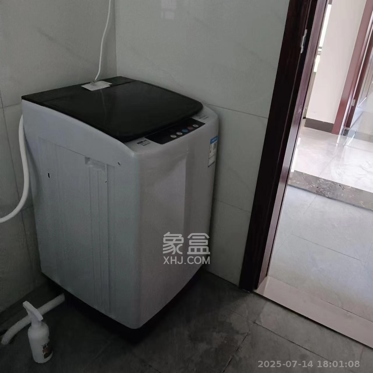 盛地东方芯府  3室2厅1卫    2500.0元/月室内图