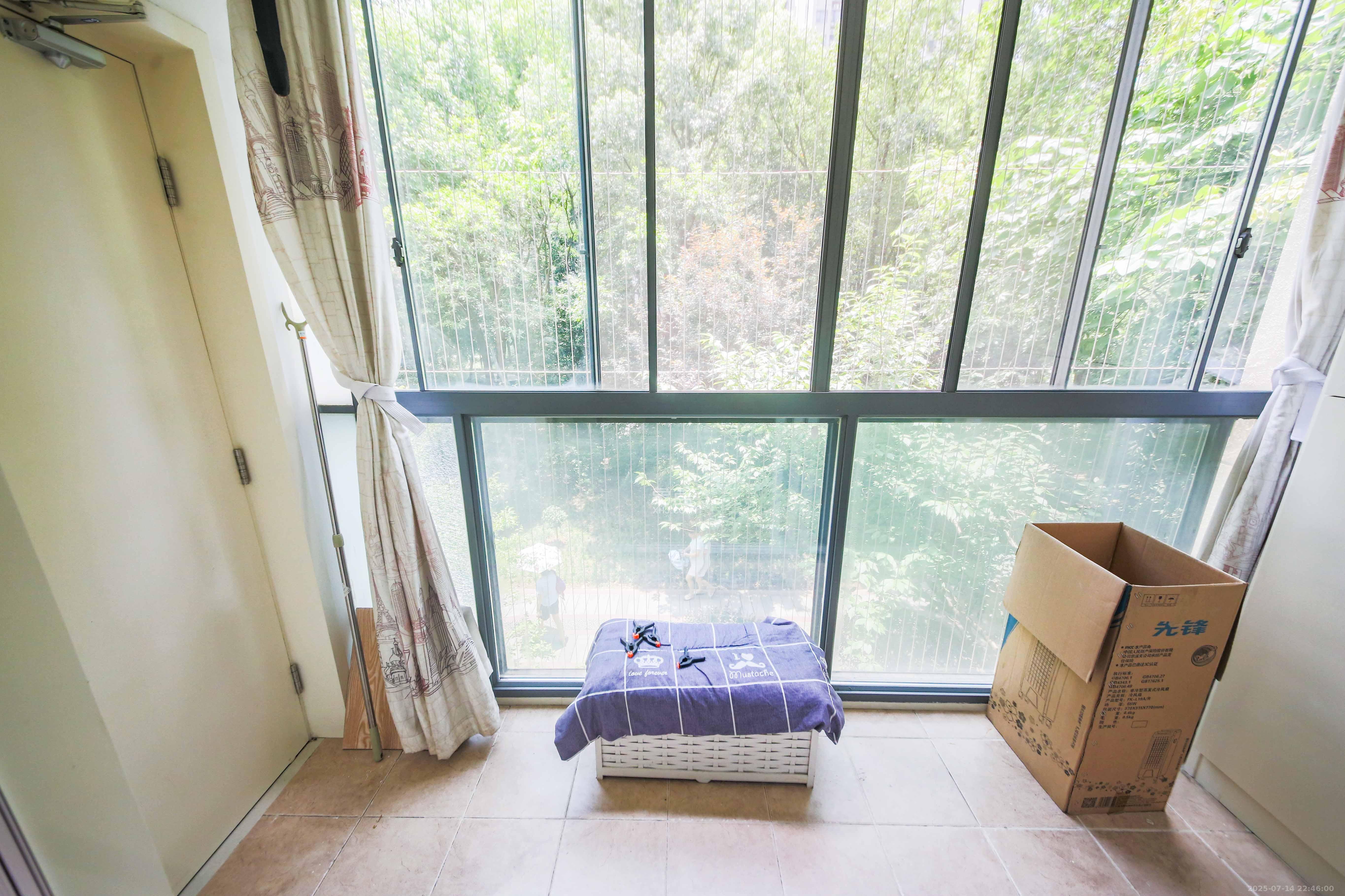 博林金谷  3室2厅1卫    100.0万 博林金谷  3室2厅1卫    100.0万阳台