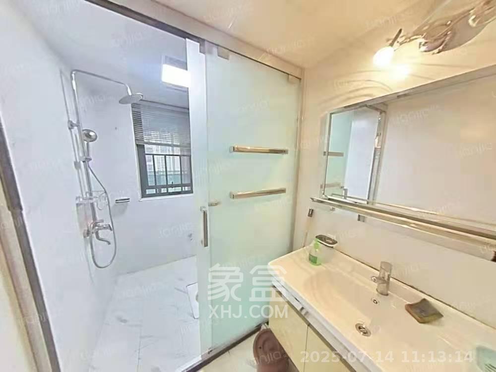 明昇壹城（明昇时代广场）一期  3室2厅1卫   3000.00元/月室内图