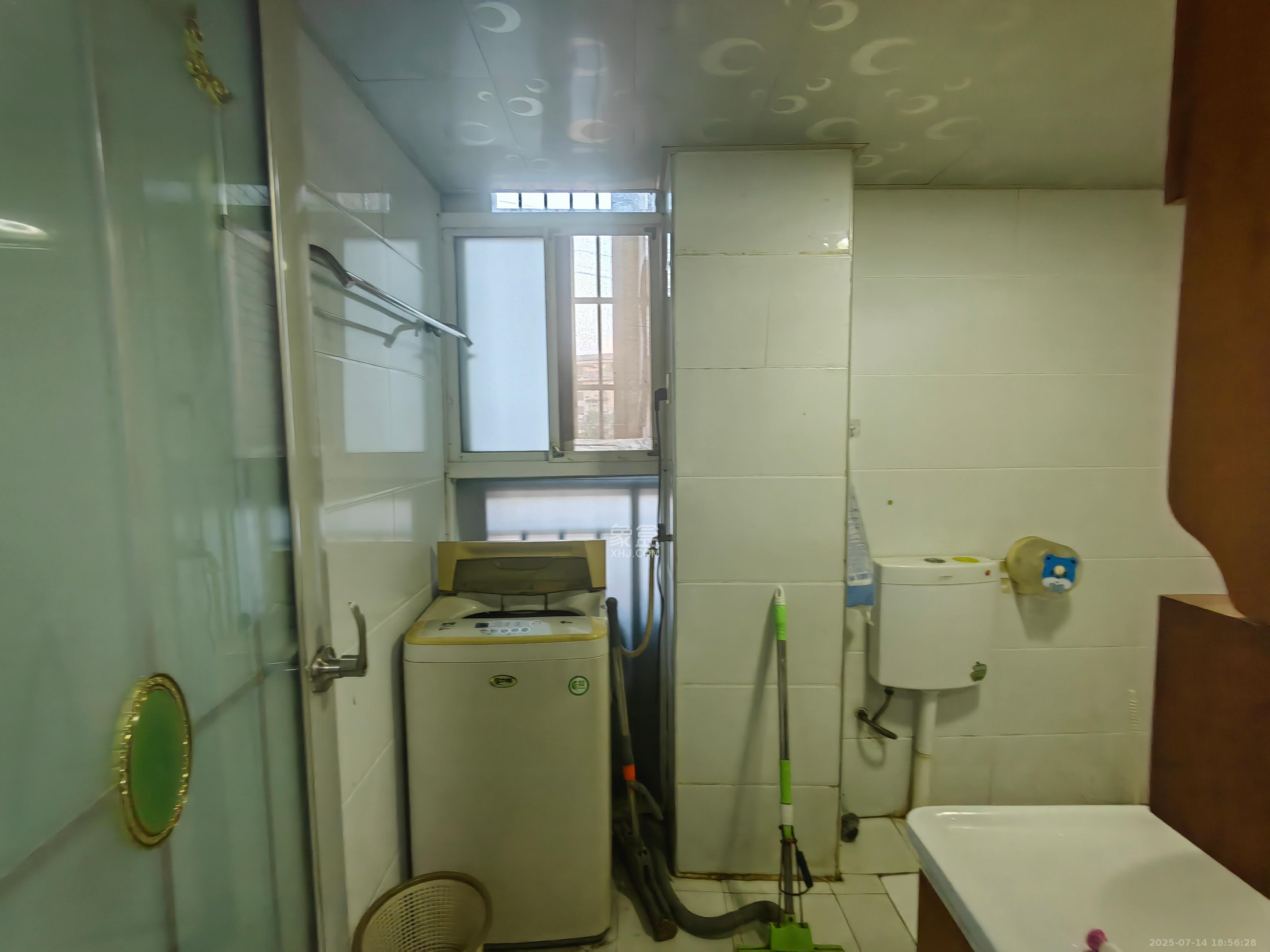 天凯东苑 2室2厅1卫 1600.0元/月 天凯东苑 2室2厅1卫 1600.0元/月室内图