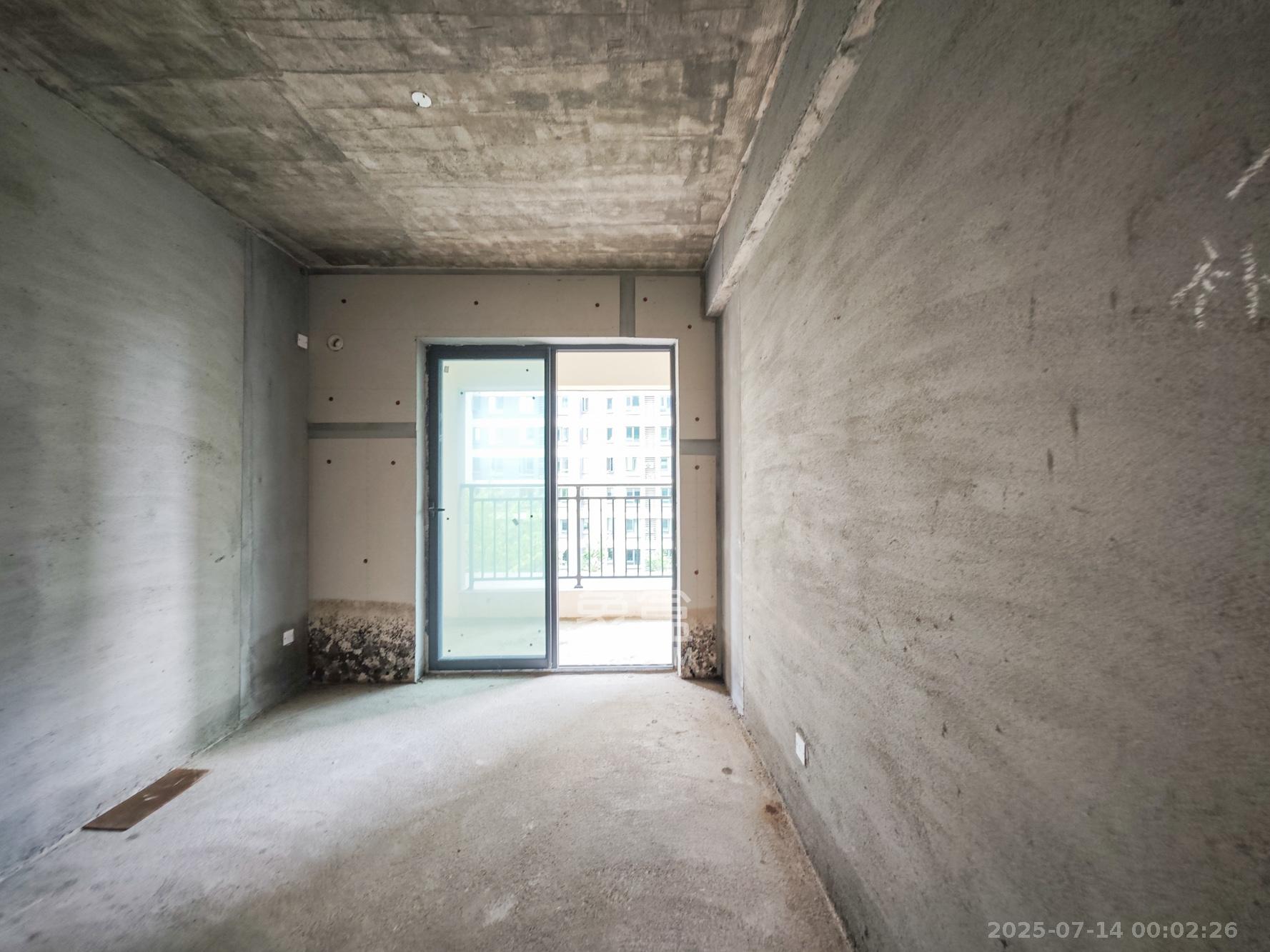 东原启城  3室2厅1卫    41.0万 东原启城  3室2厅1卫    41.0万卧室