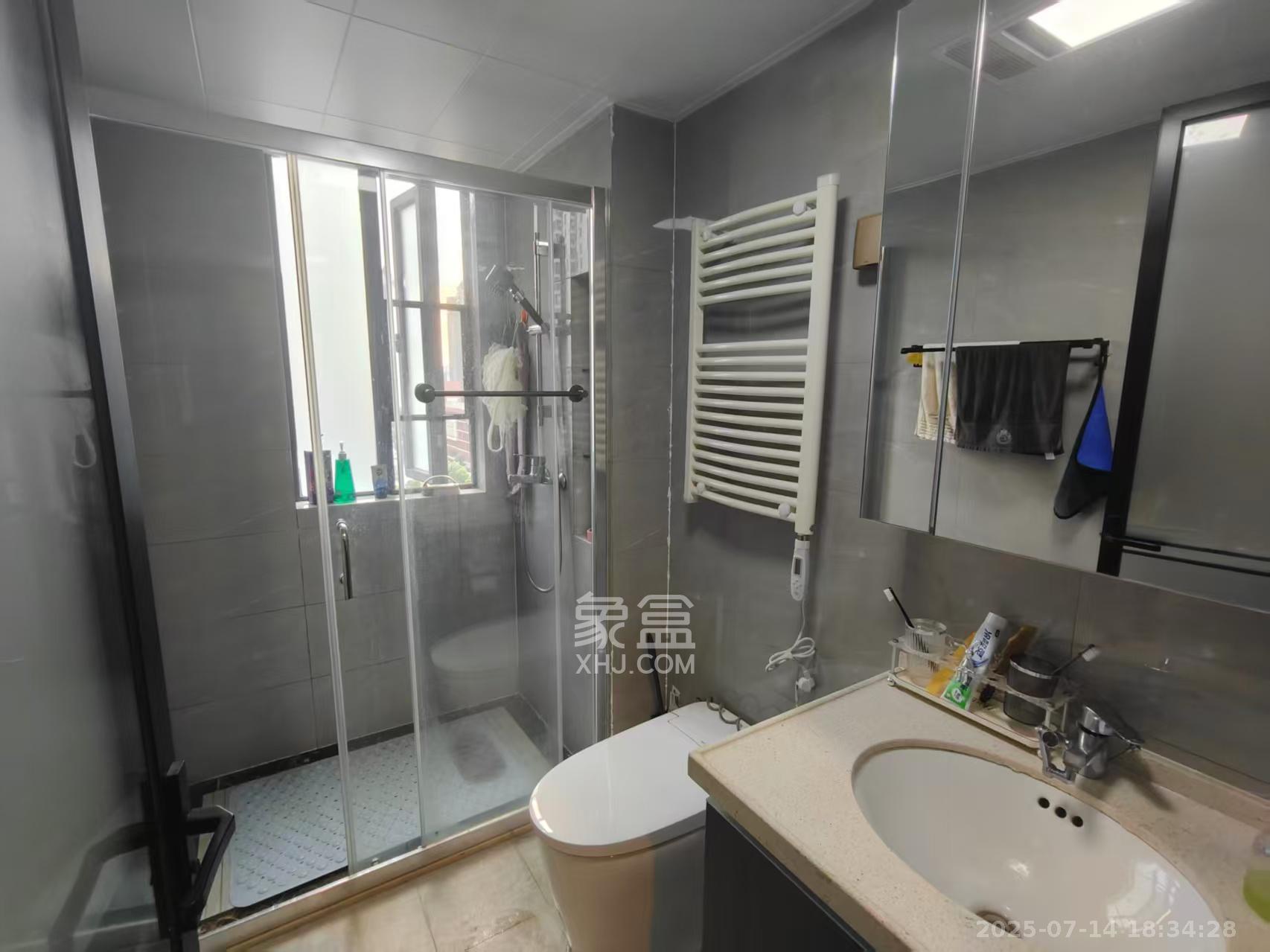 绿地长沙城际空间站（柏仕佳苑）  4室2厅2卫   5000.00元/月室内图
