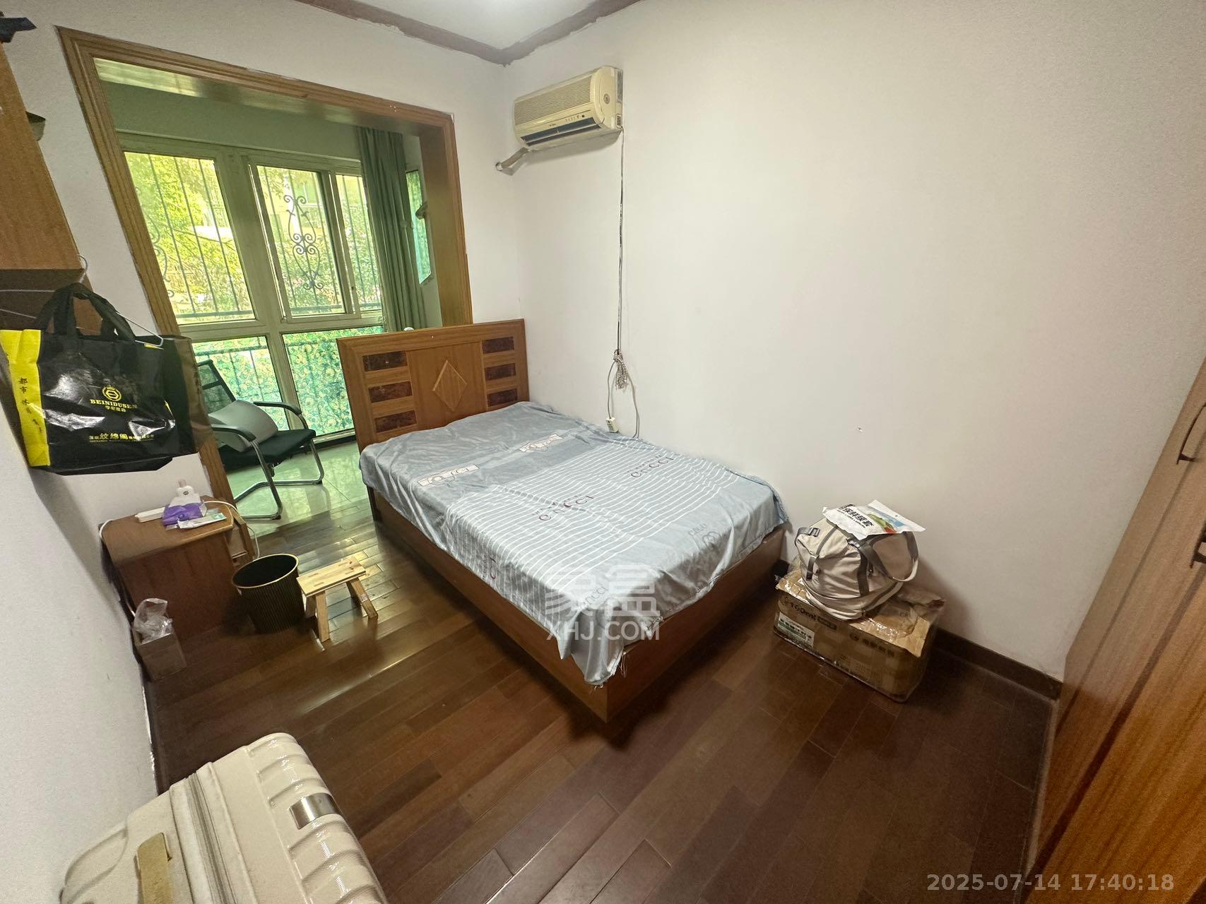 恩瑞麓山名园(龙王港小区) 3室2厅1卫 2500.0元/月 恩瑞麓山名园(龙王港小区) 3室2厅1卫 2500.0元/月室内图