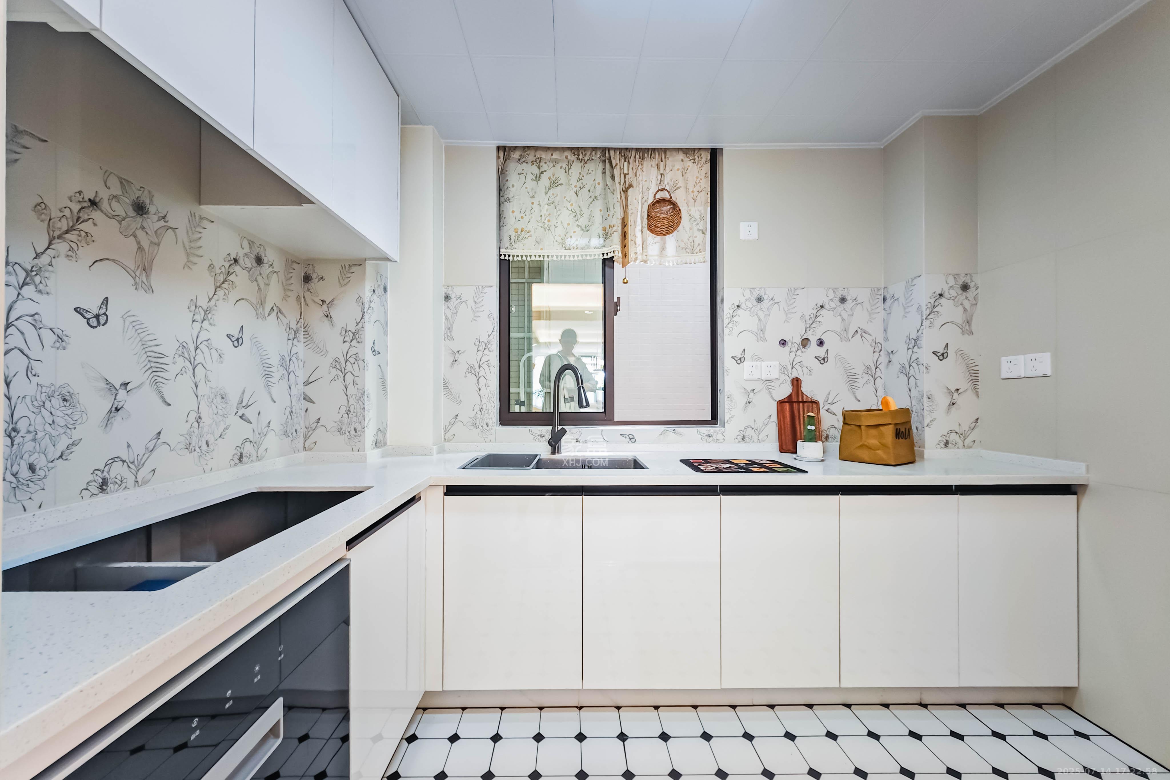 乐尚城 3室2厅2卫 116.8万 乐尚城 3室2厅2卫 116.8万厨房