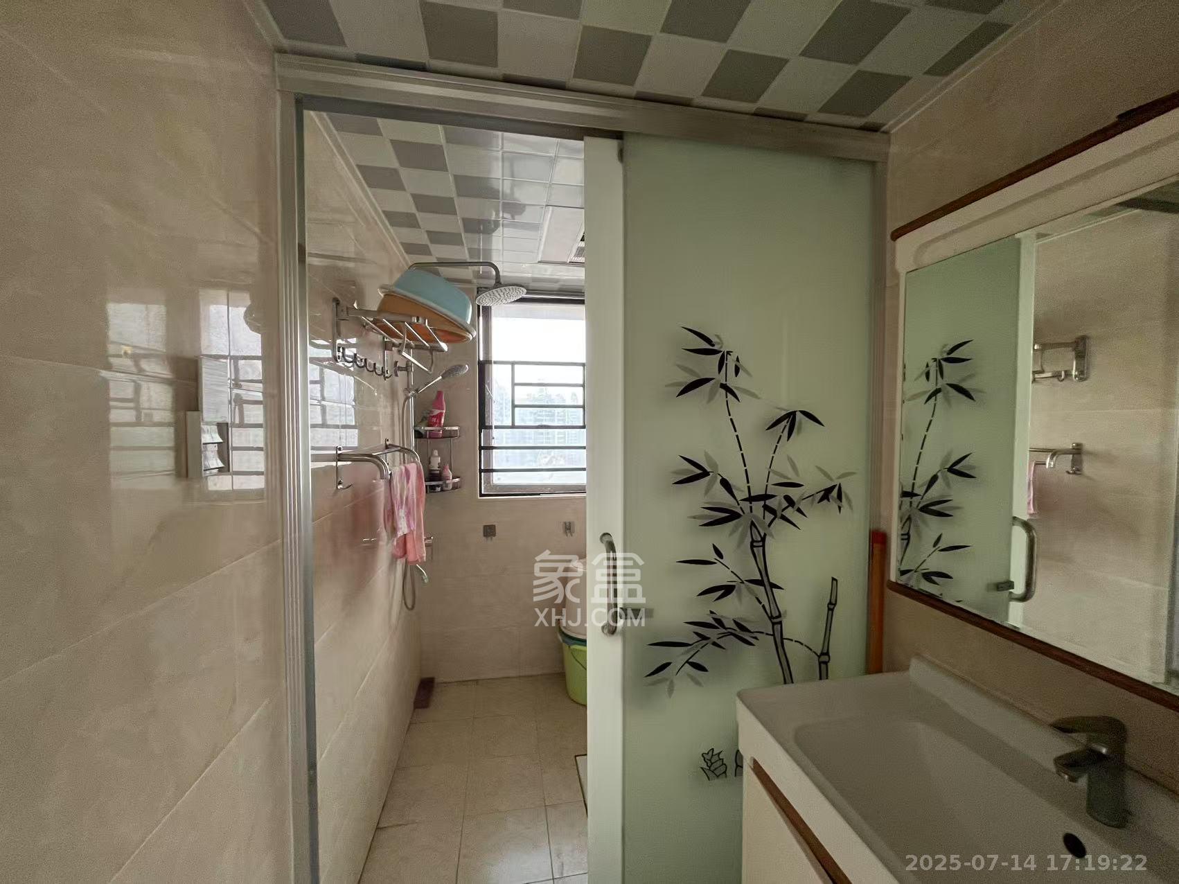 润和之悦(金泽园) 4室2厅2卫 2100.0元/月 润和之悦(金泽园) 4室2厅2卫 2100.0元/月室内图