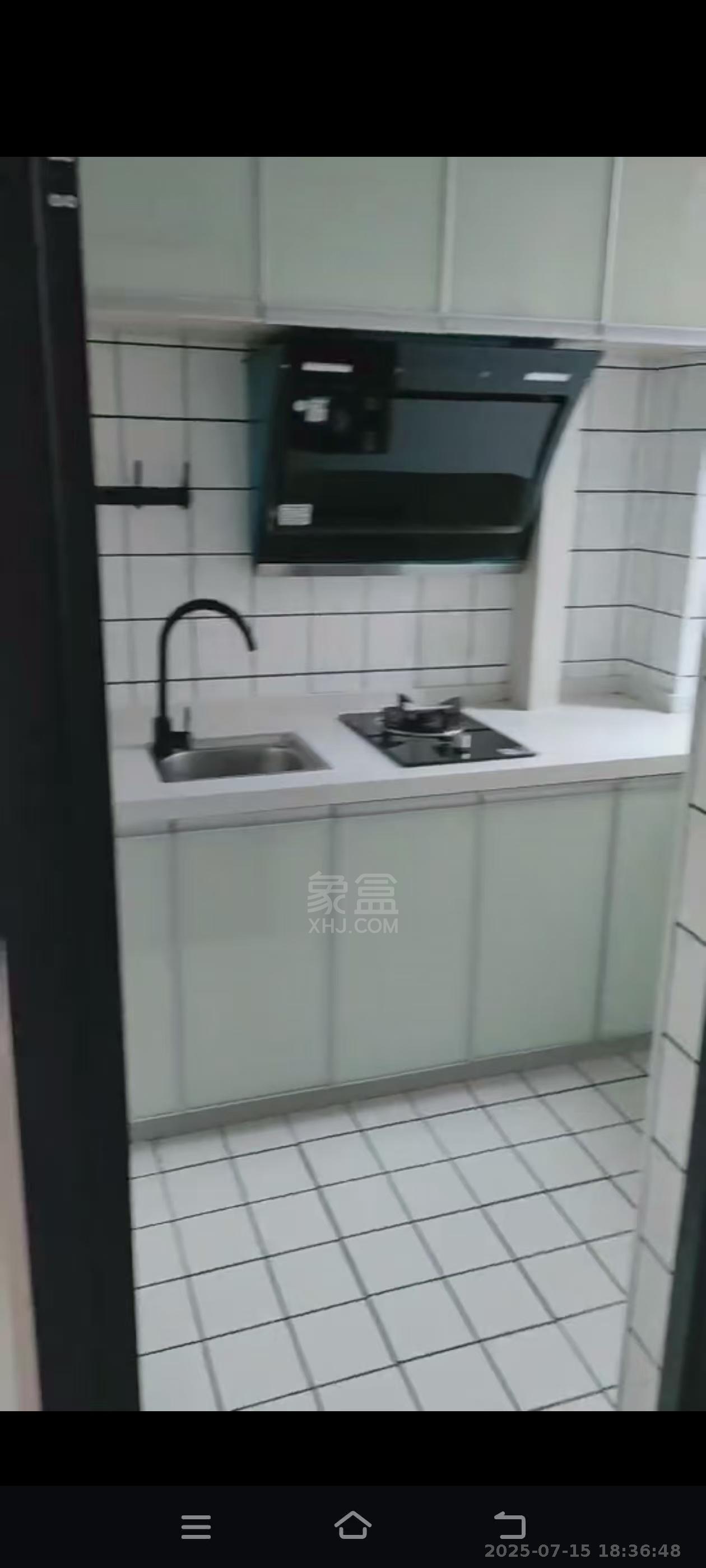 白金汉宫  1室1厅1卫   1200.00元/月户型图