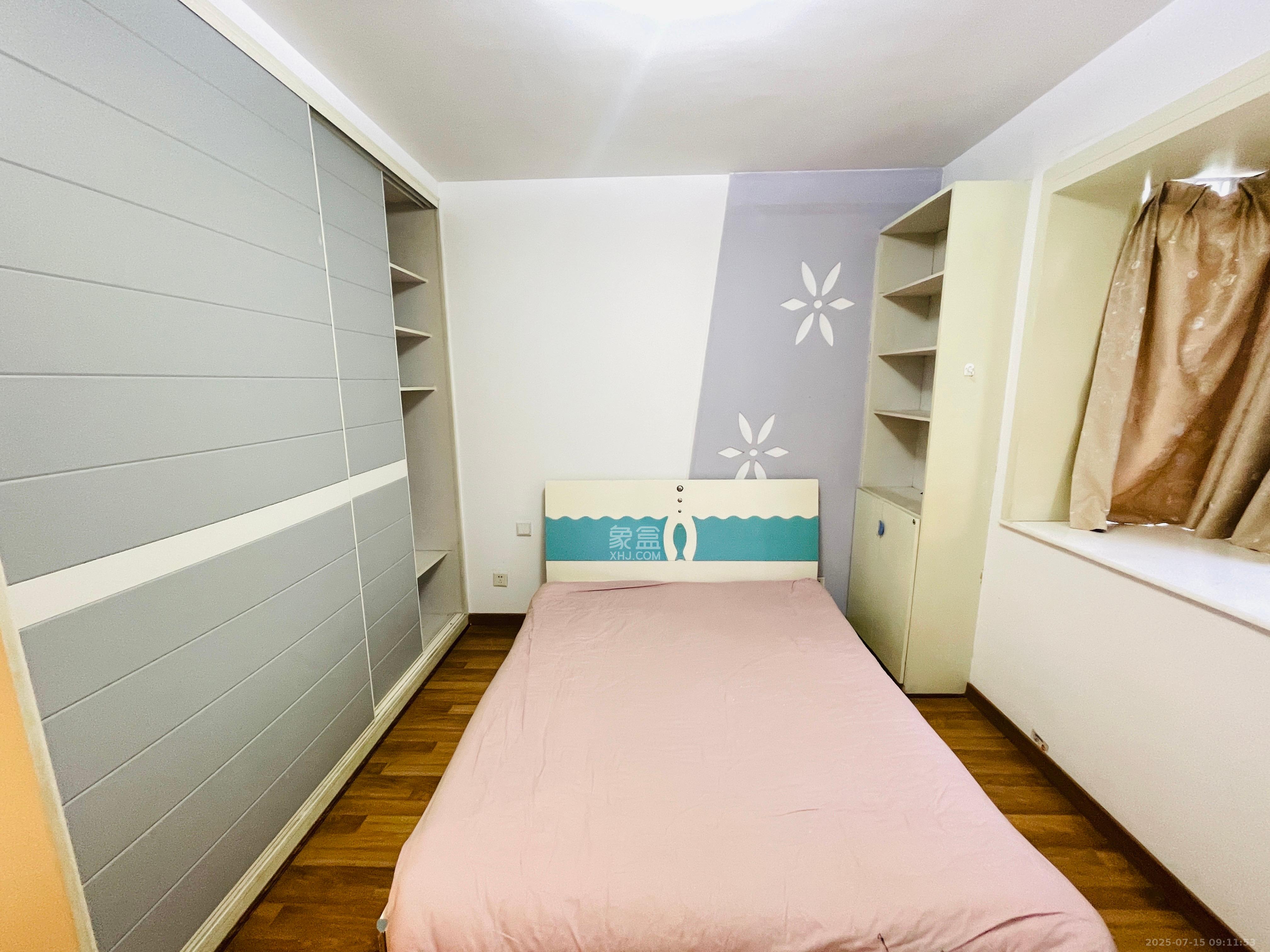 金峰小区北院(七里营社区) 4室2厅2卫 2300.0元/月 金峰小区北院(七里营社区) 4室2厅2卫 2300.0元/月室内图