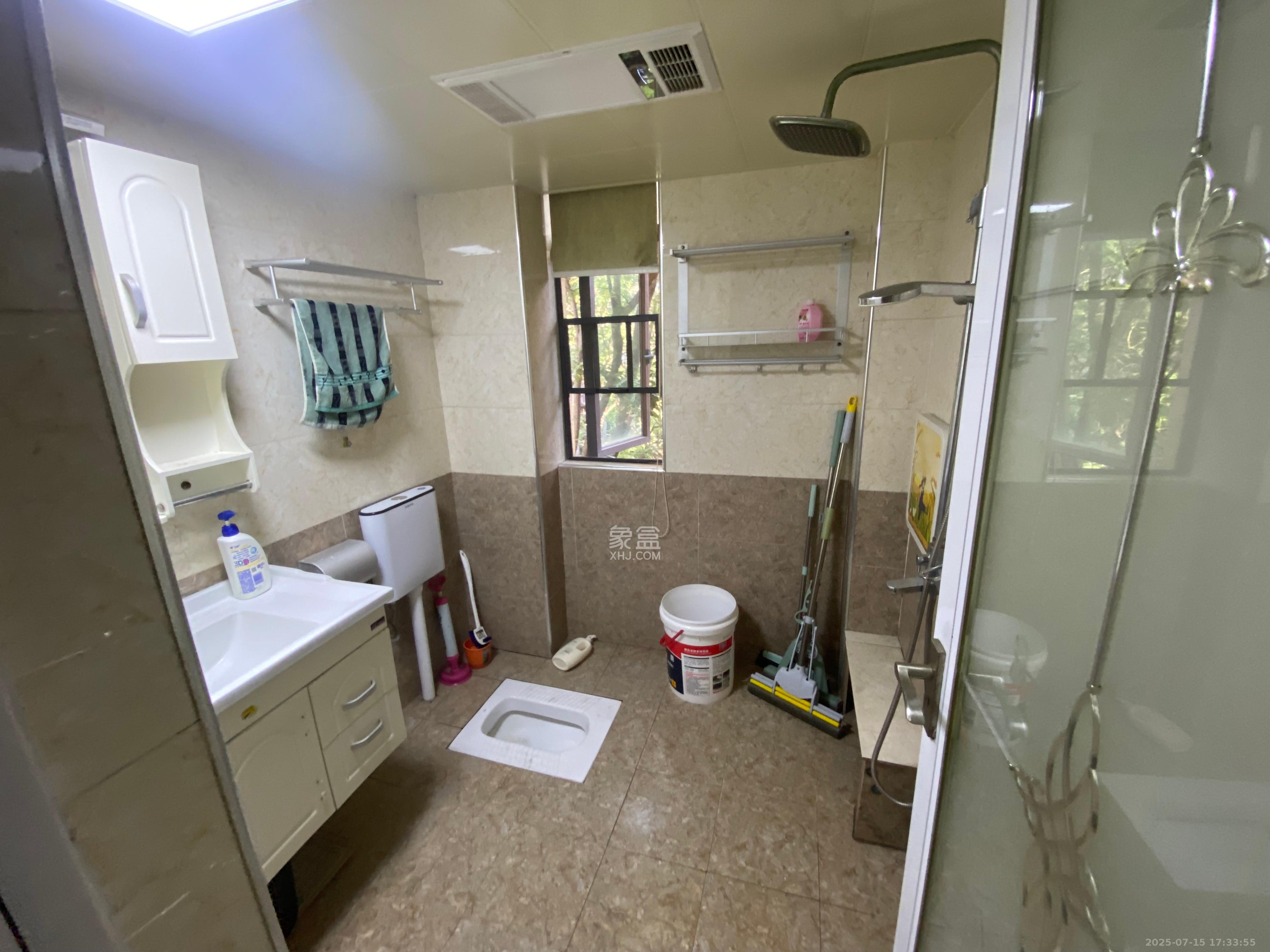 山语城二期  3室1厅1卫    1900.0元/月 山语城二期  3室1厅1卫    1900.0元/月室内图