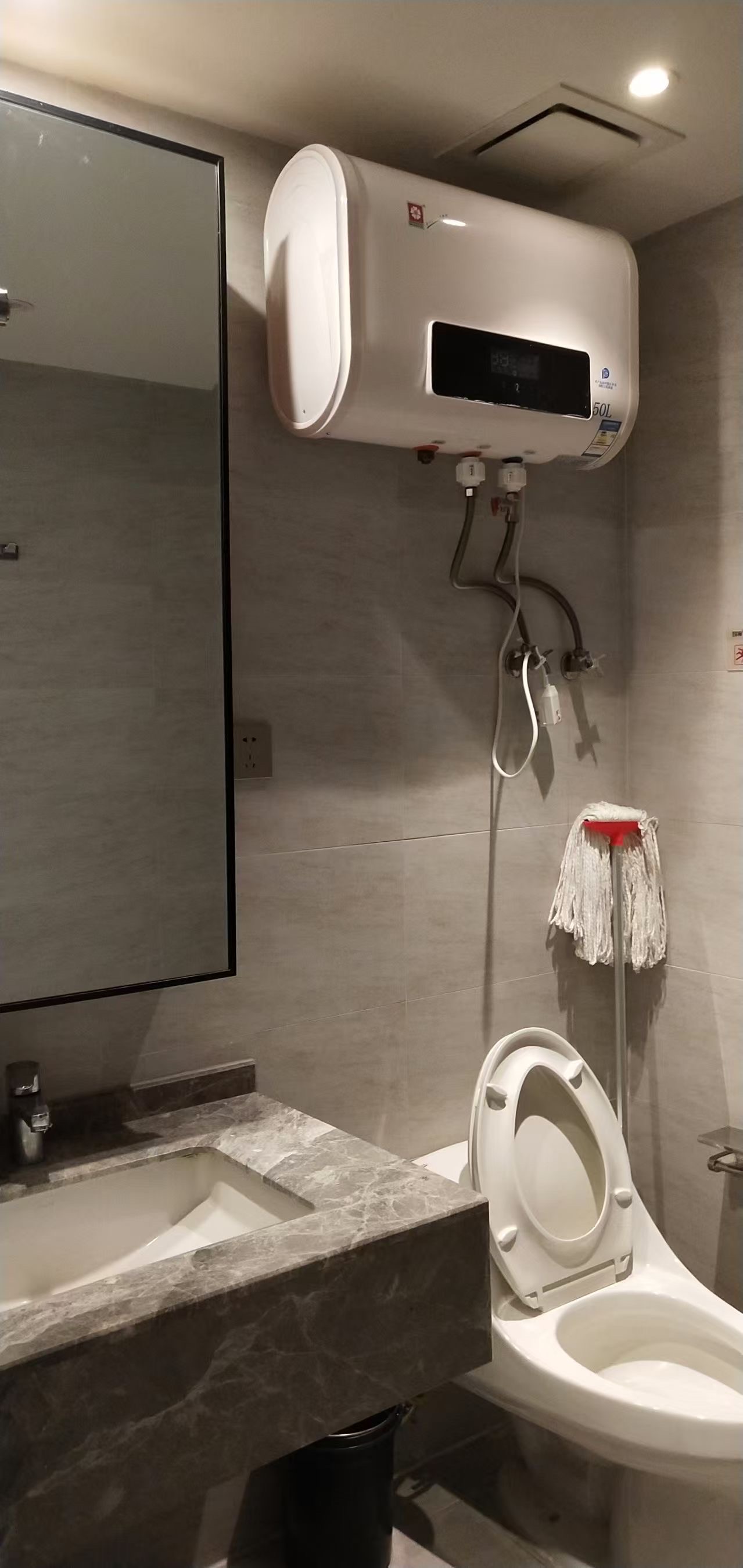 海航豪庭北苑 1室1厅1卫 2600.0元/月 海航豪庭北苑 1室1厅1卫 2600.0元/月室内图