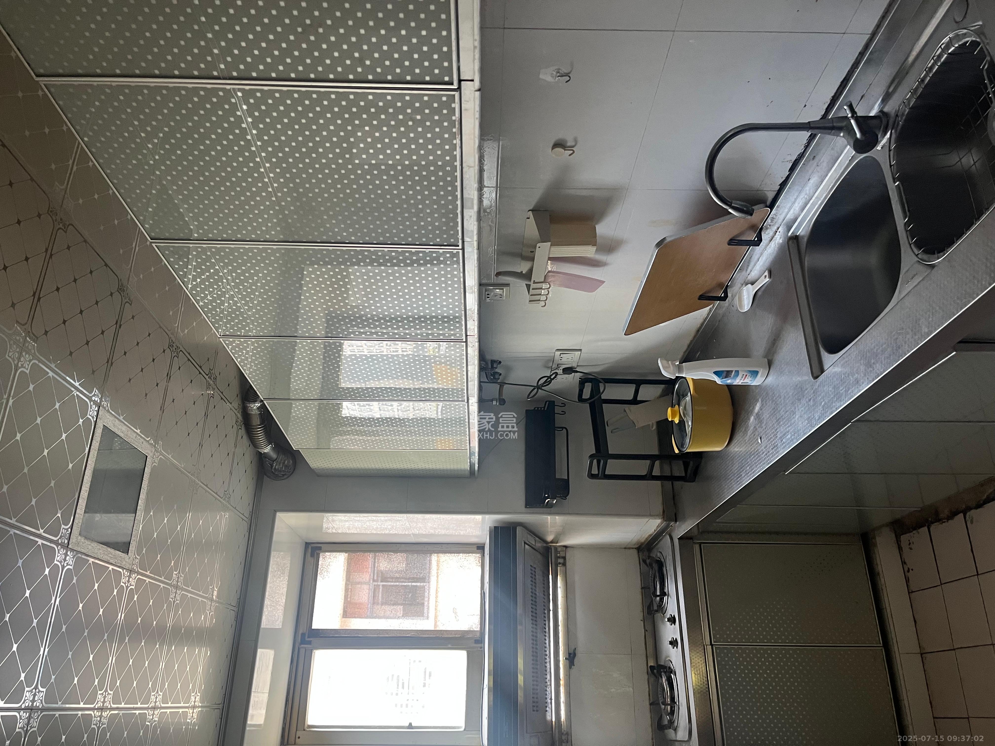省建苑小区  3室2厅1卫    2500.0元/月