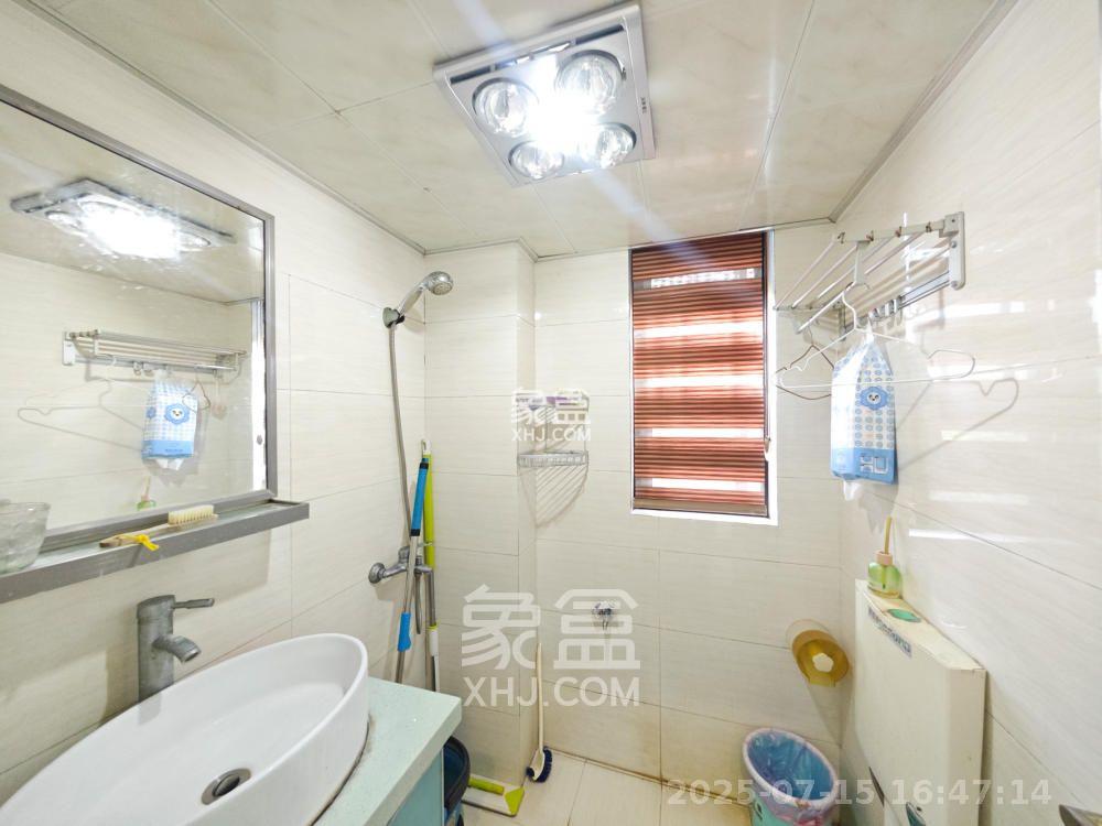 翡翠云天  4室2厅2卫    2400.0元/月 翡翠云天  4室2厅2卫    2400.0元/月室内图