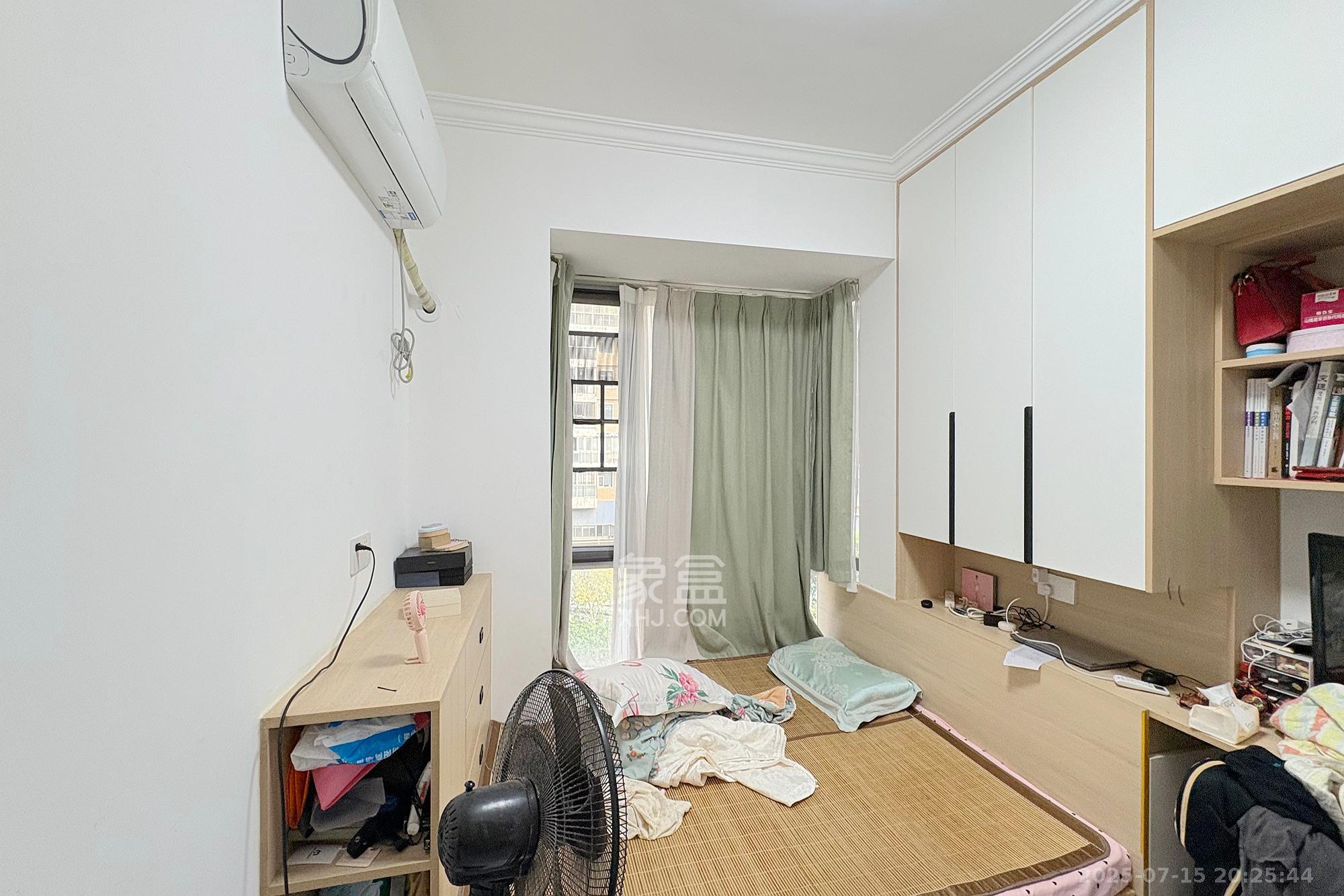 凯通国际城(凯通朝庭) 2室1厅1卫 52.0万 凯通国际城(凯通朝庭) 2室1厅1卫 52.0万卧室