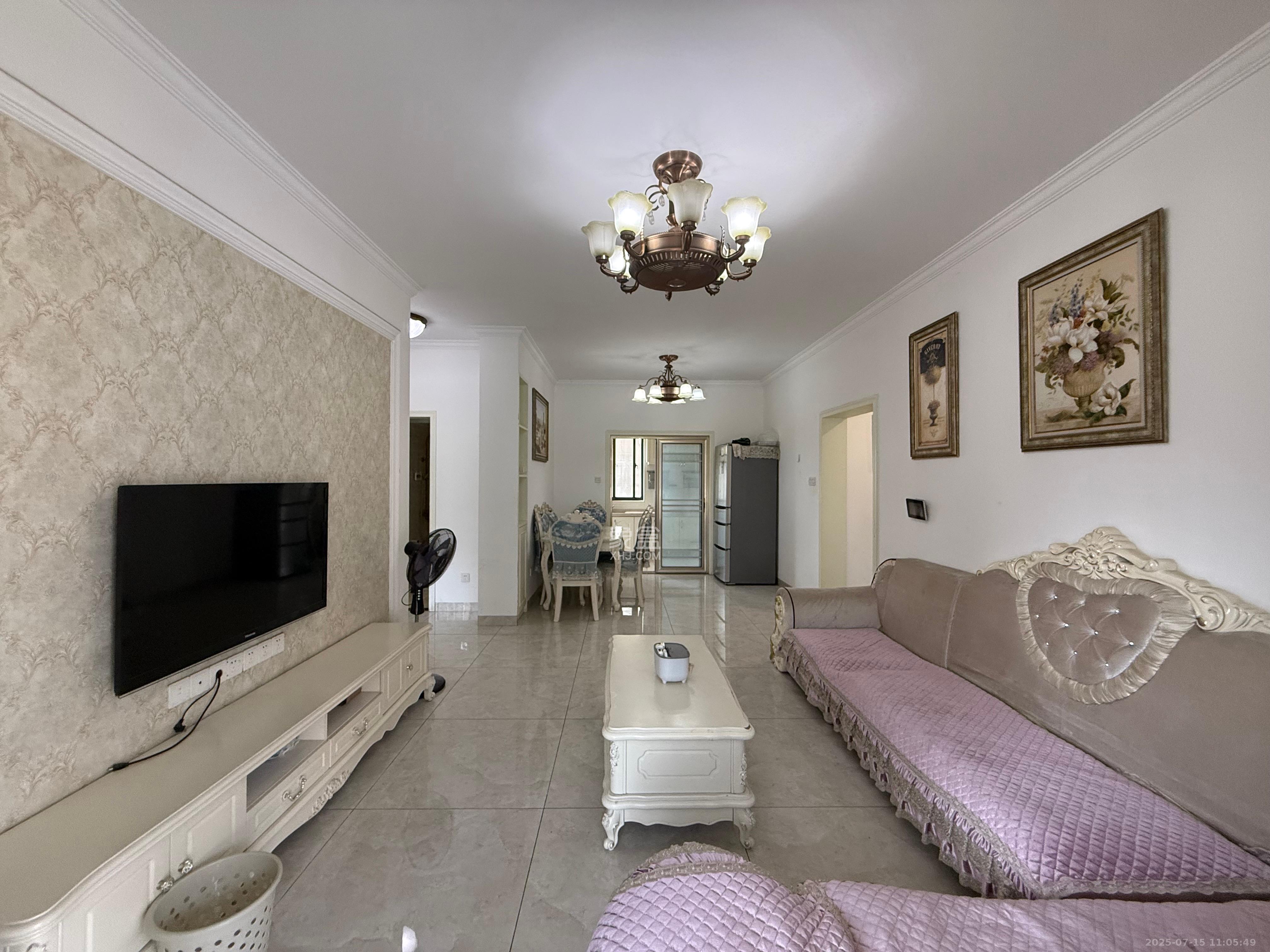 名家翡翠花园  3室2厅2卫    2500.0元/月 名家翡翠花园  3室2厅2卫    2500.0元/月室内图