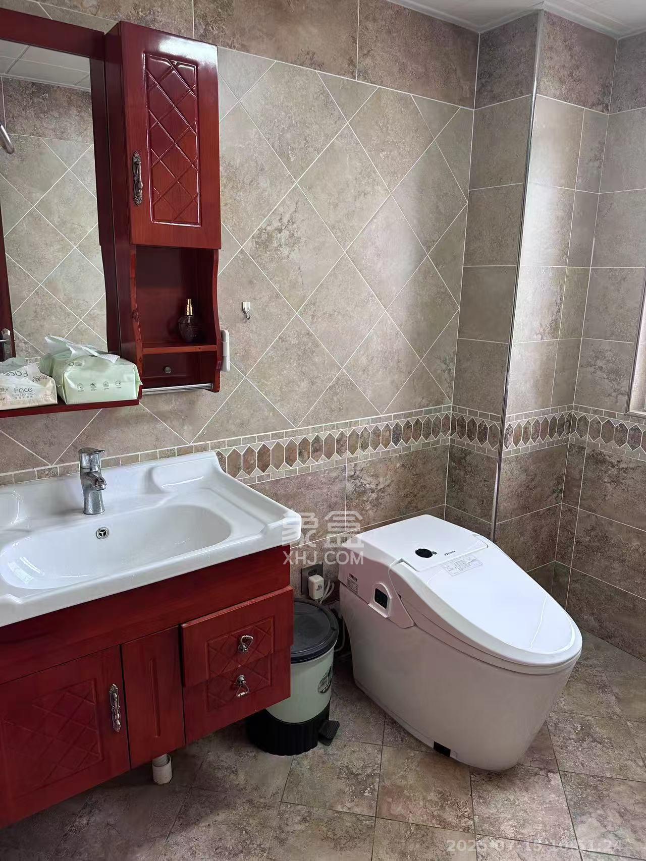 凯富南方鑫城  3室2厅1卫    2300.0元/月 凯富南方鑫城  3室2厅1卫    2300.0元/月室内图