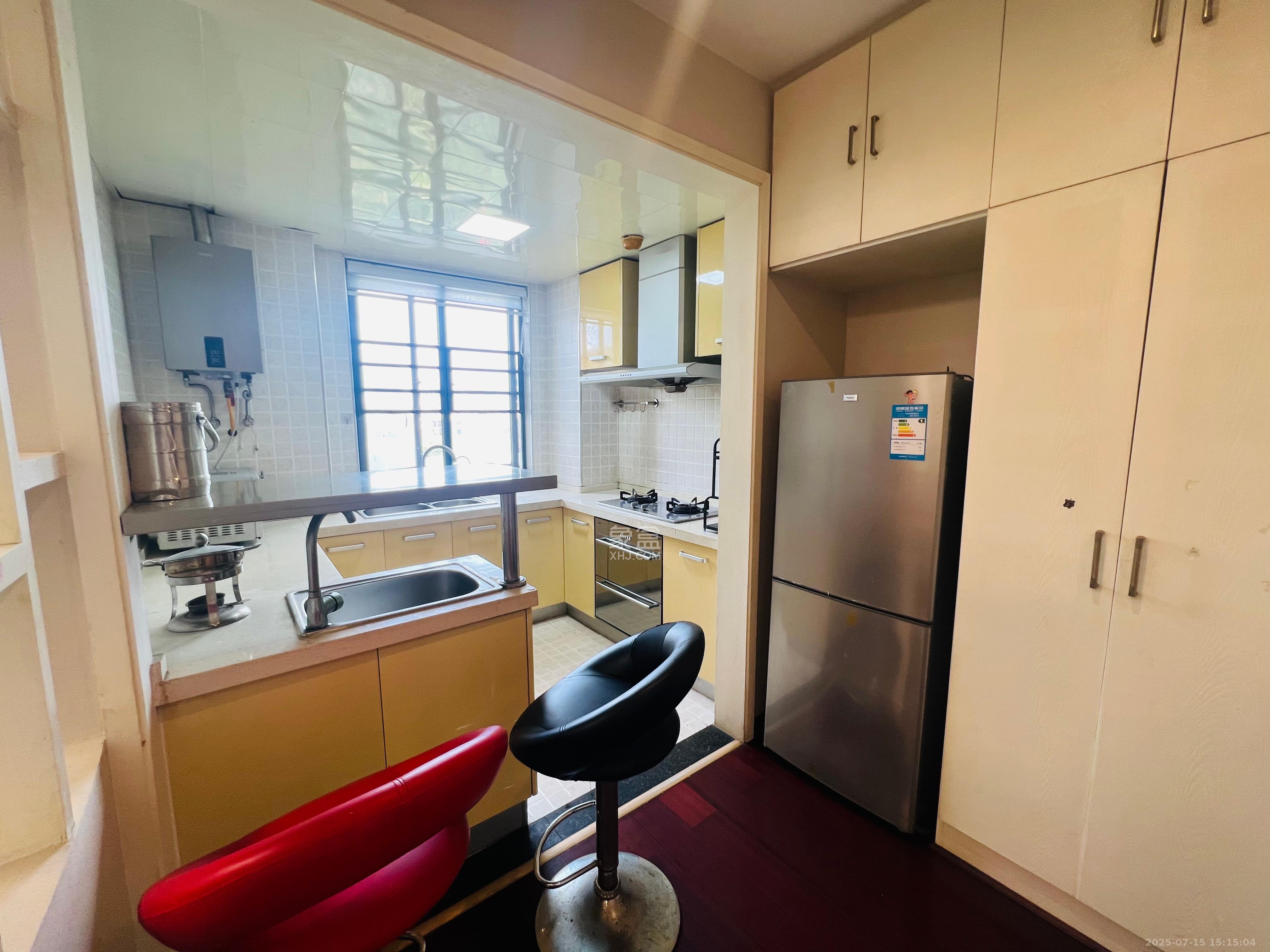 西城龙庭 2室2厅1卫 2600.0元/月 西城龙庭 2室2厅1卫 2600.0元/月室内图