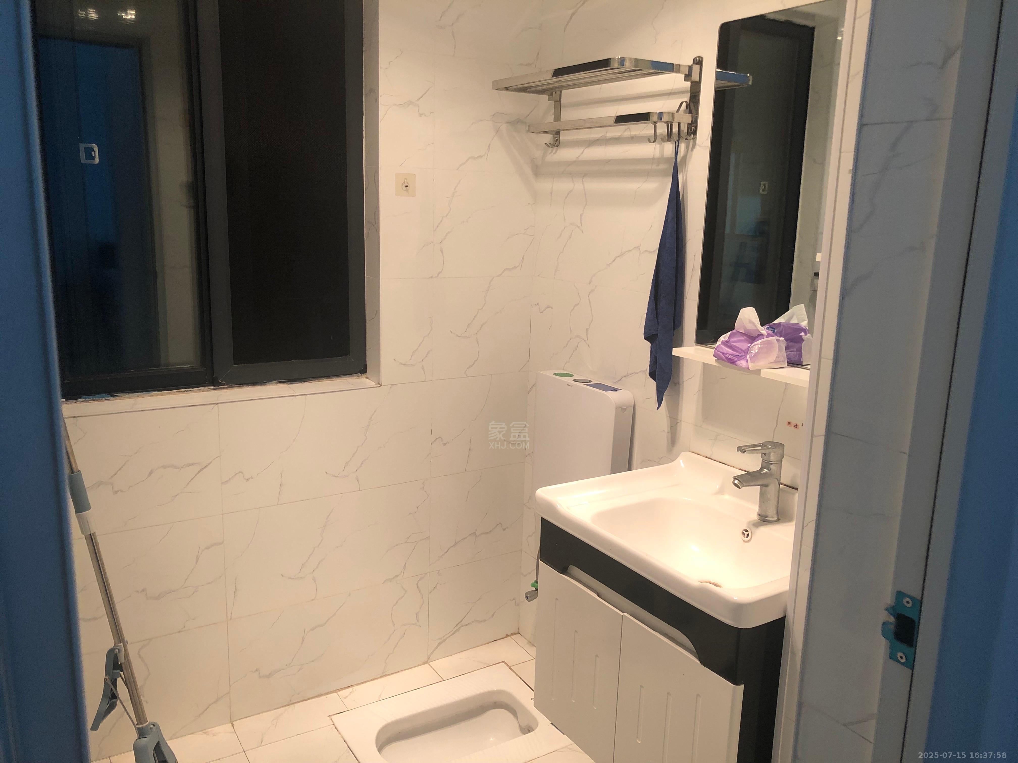 中建御山和苑  1室1厅1卫   1600.00元/月室内图