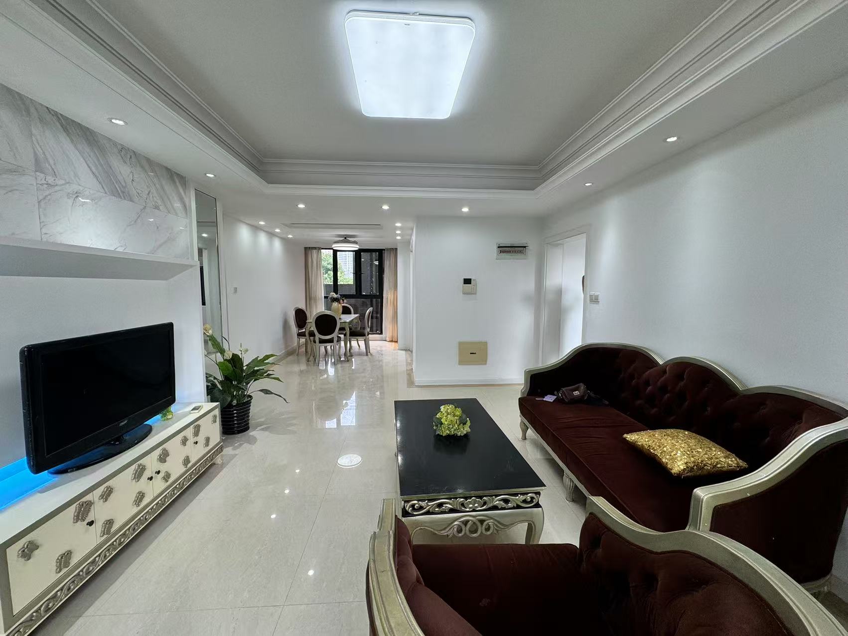 中建御山和苑 3室2厅2卫 80.0万 中建御山和苑 3室2厅2卫 80.0万室内图