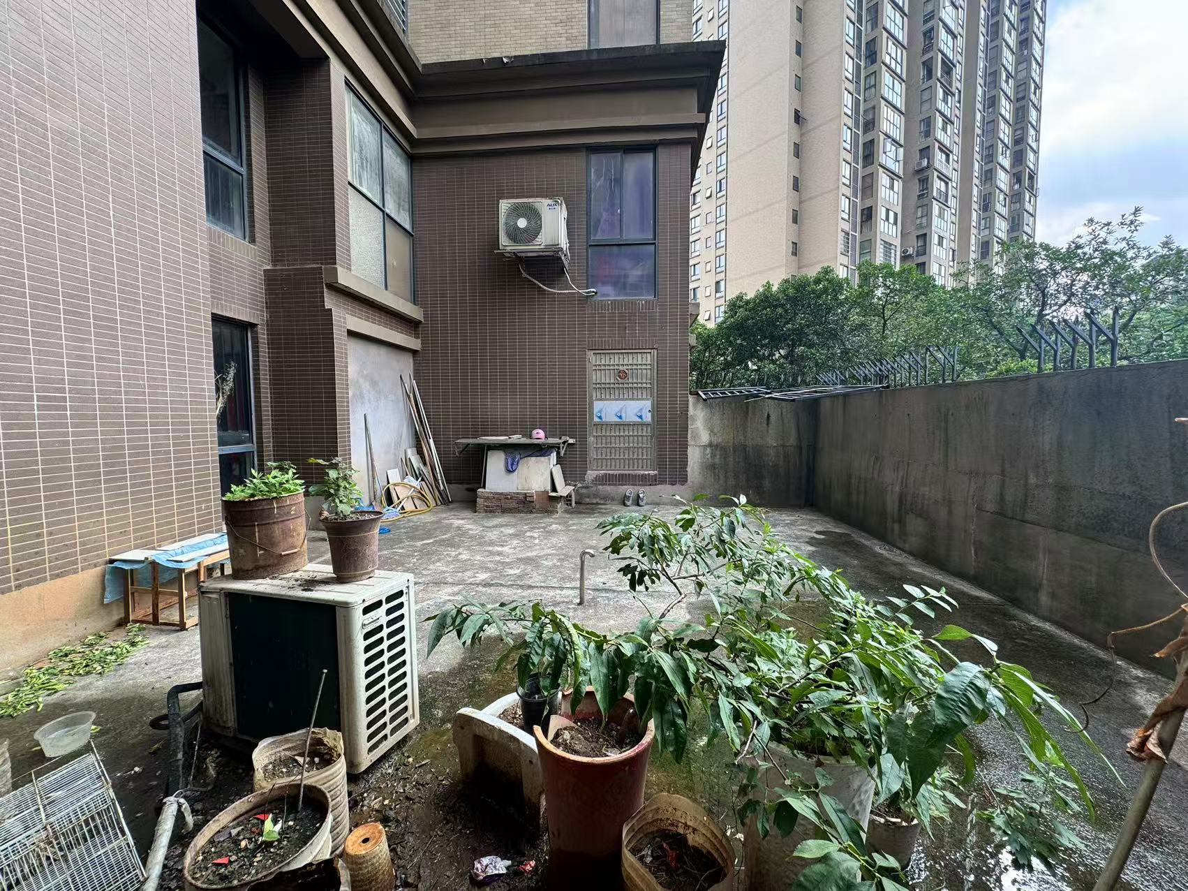 中建御山和苑 3室2厅2卫 80.0万 中建御山和苑 3室2厅2卫 80.0万室内图