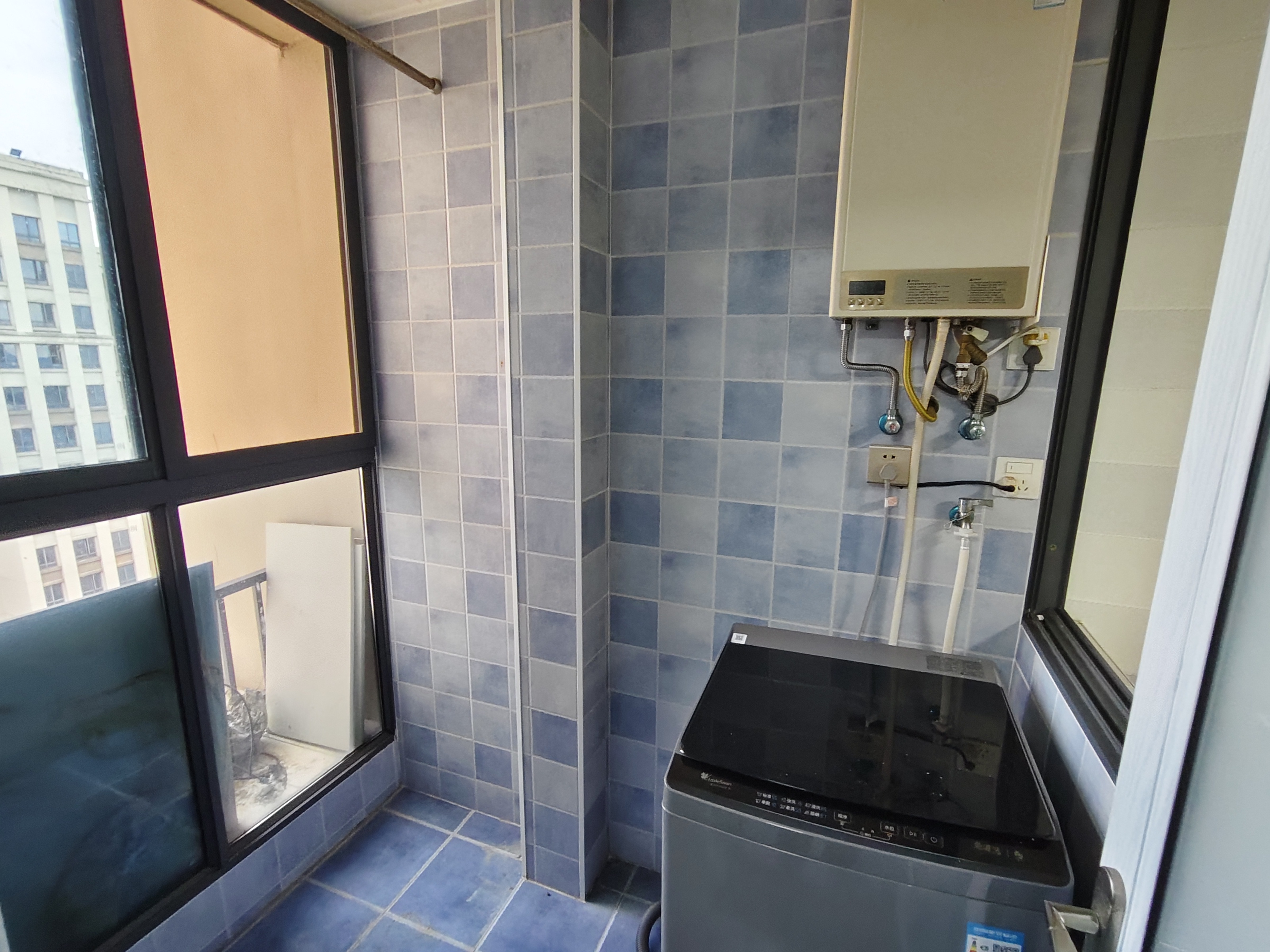 山水印象 2室2厅4卫 39.8万 山水印象 2室2厅4卫 39.8万室内图