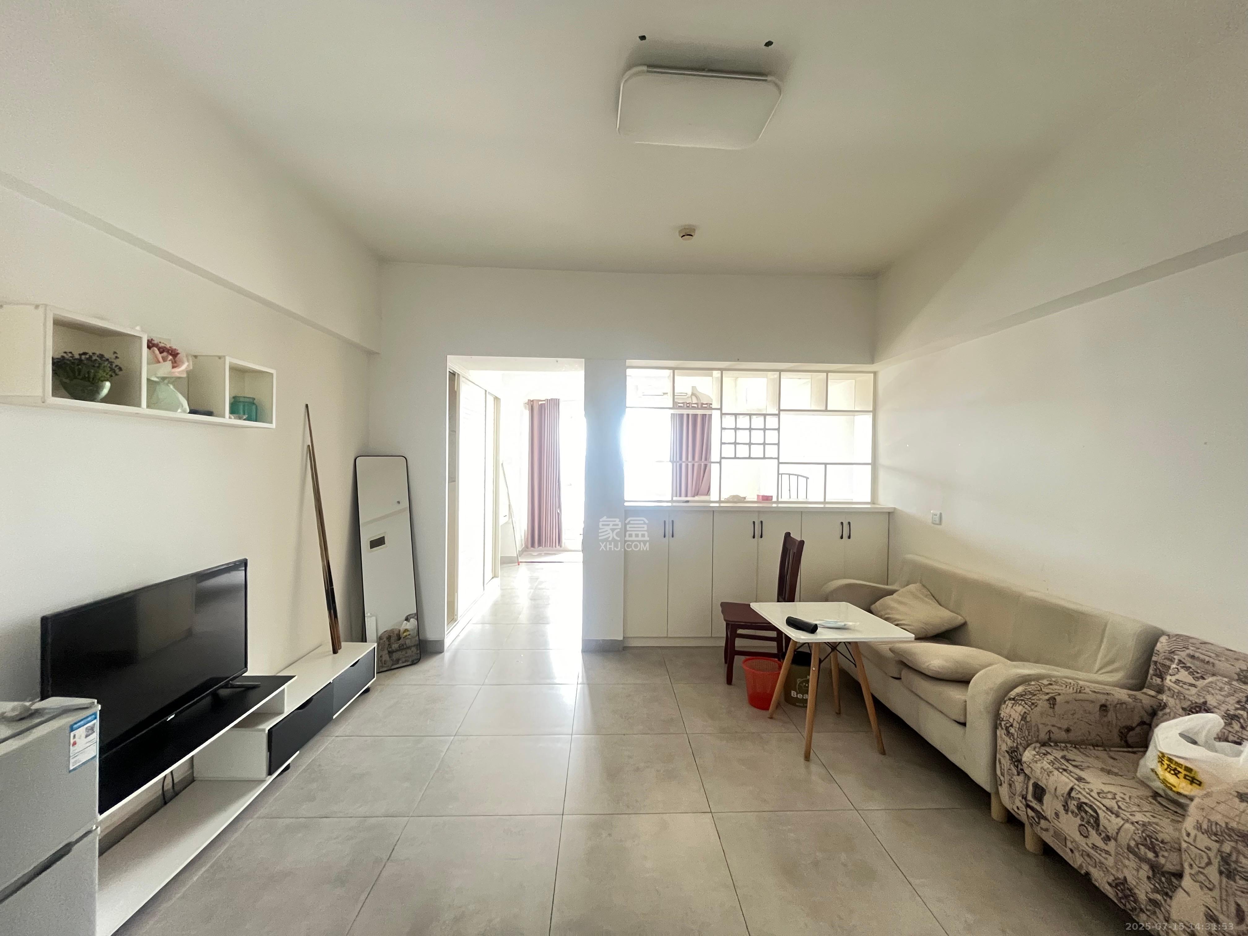 南庭城果 1室1厅1卫 1600.0元/月 南庭城果 1室1厅1卫 1600.0元/月室内图