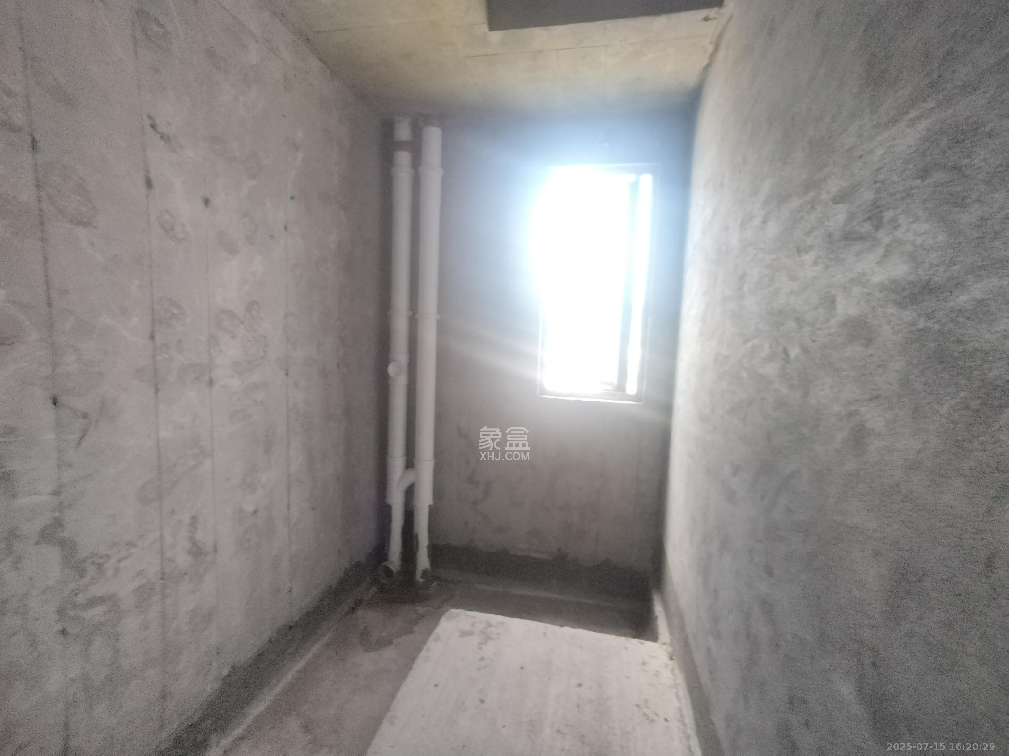 谷山景苑  4室2厅2卫    1200.0元/月 谷山景苑  4室2厅2卫    1200.0元/月室内图