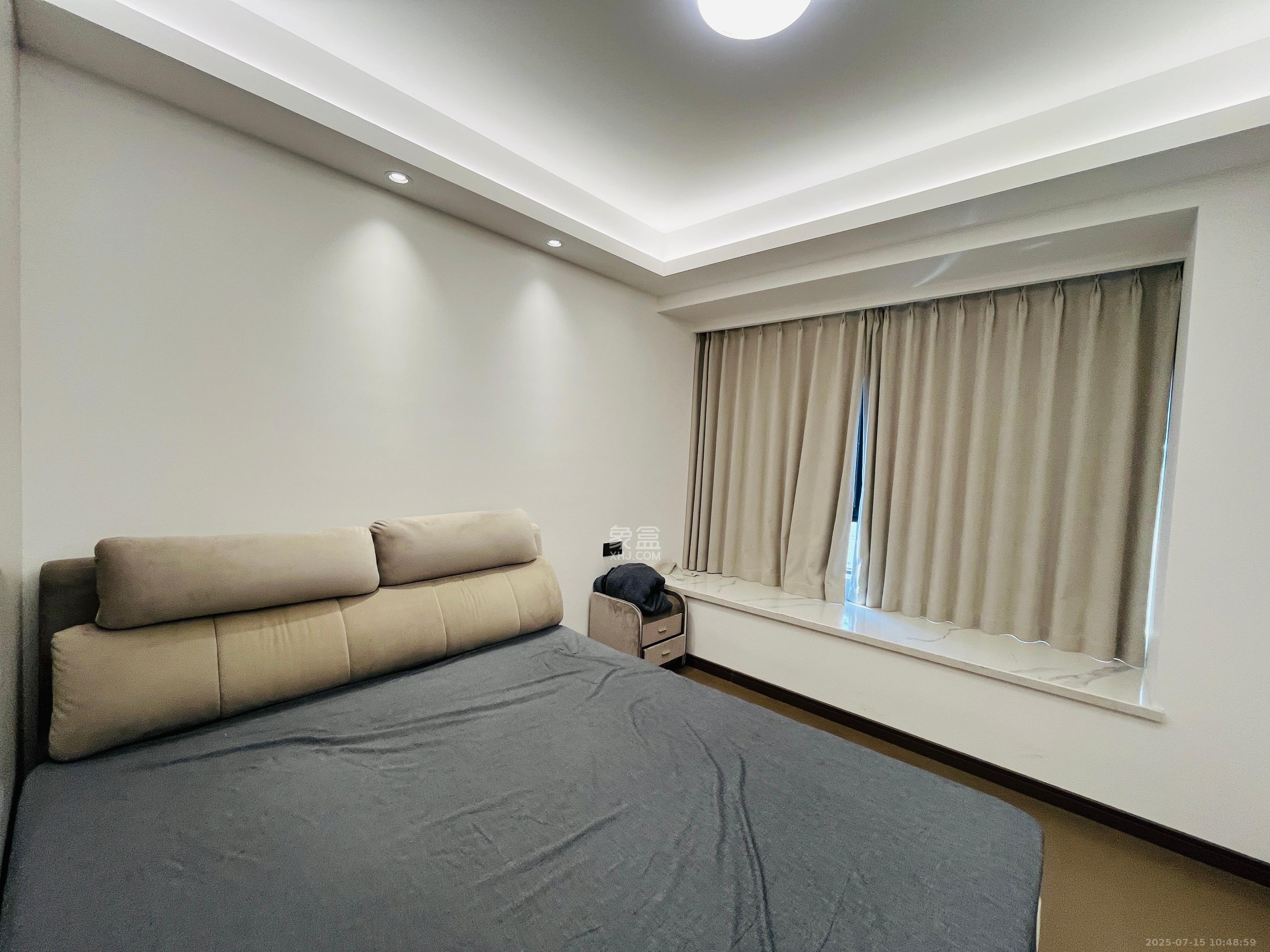 旭辉铂宸府  3室2厅2卫   3000.00元/月室内图