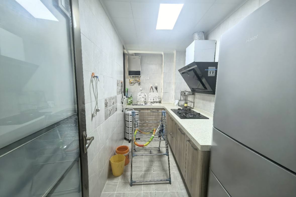 耀江西岸公馆 2室2厅1卫 2700.0元/月 耀江西岸公馆 2室2厅1卫 2700.0元/月室内图