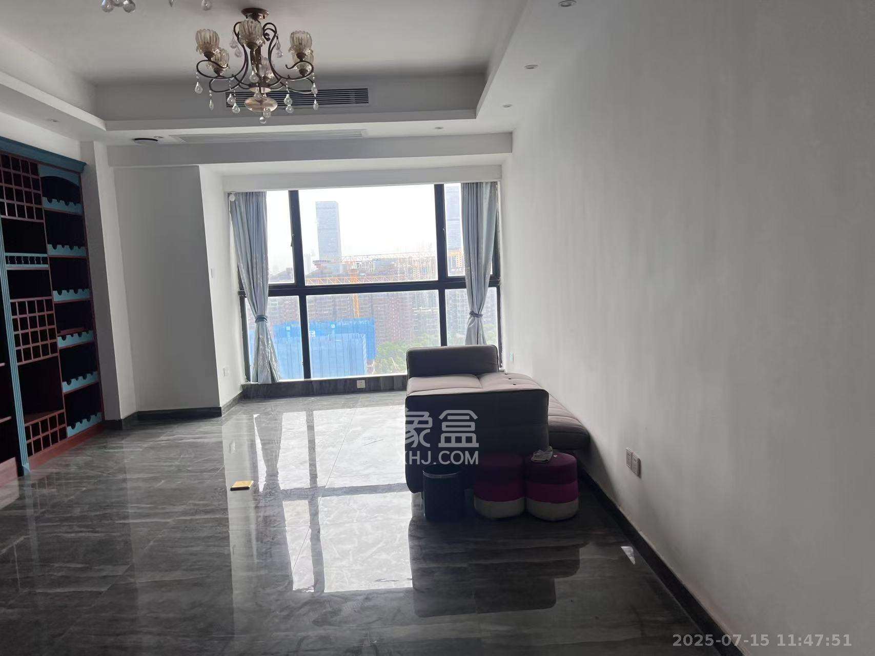 京武浪琴山一、二期 1室1厅1卫 2000.0元/月 京武浪琴山一、二期 1室1厅1卫 2000.0元/月室内图