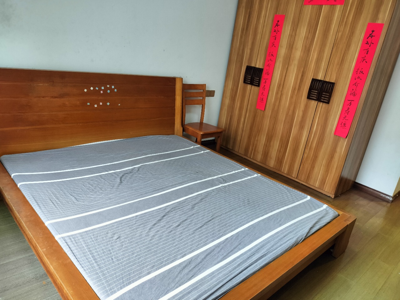 和风江岸  3室2厅2卫   2800.00元/月室内图
