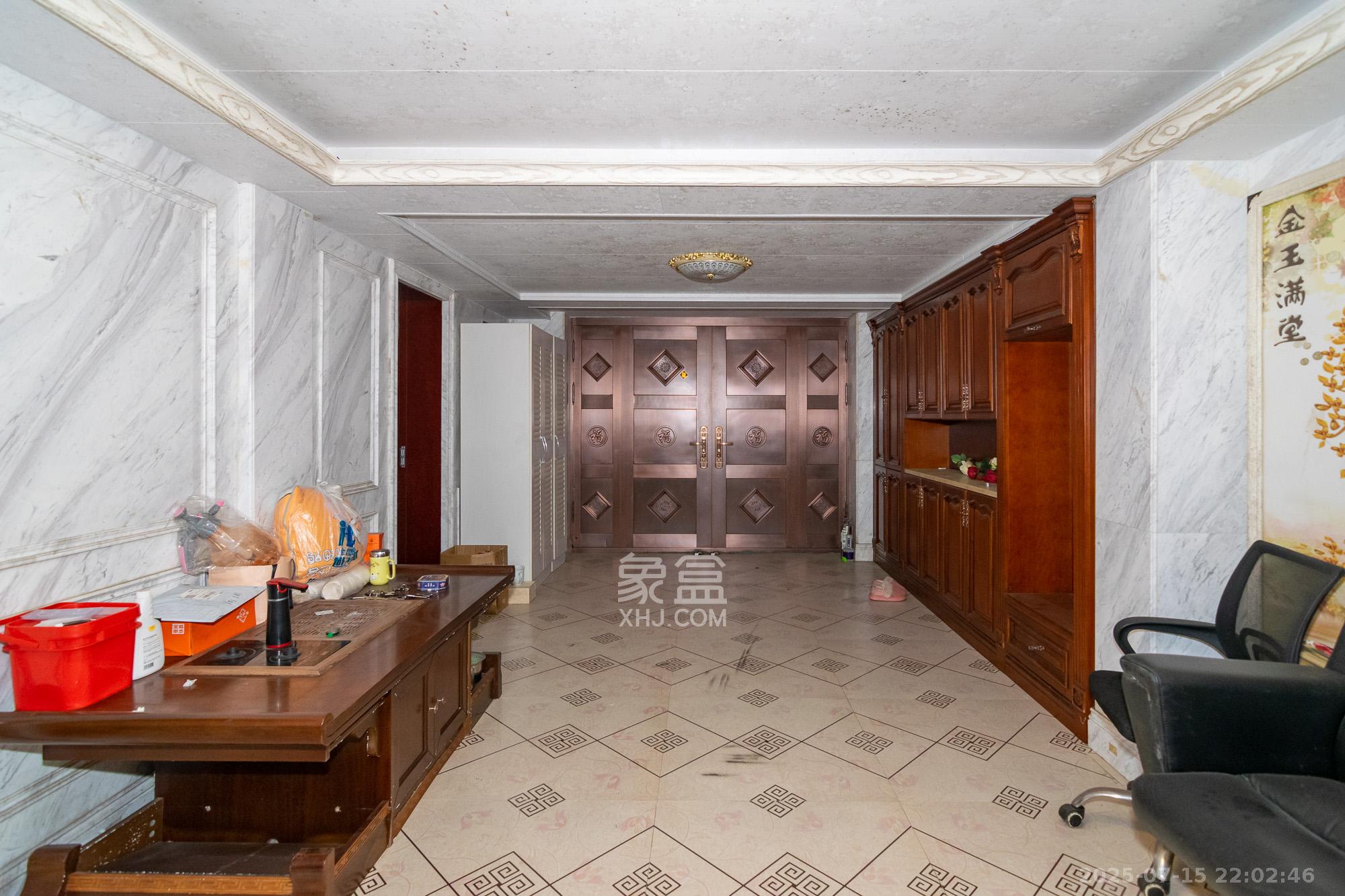 中新森林海  8室2厅3卫    220.0万其他