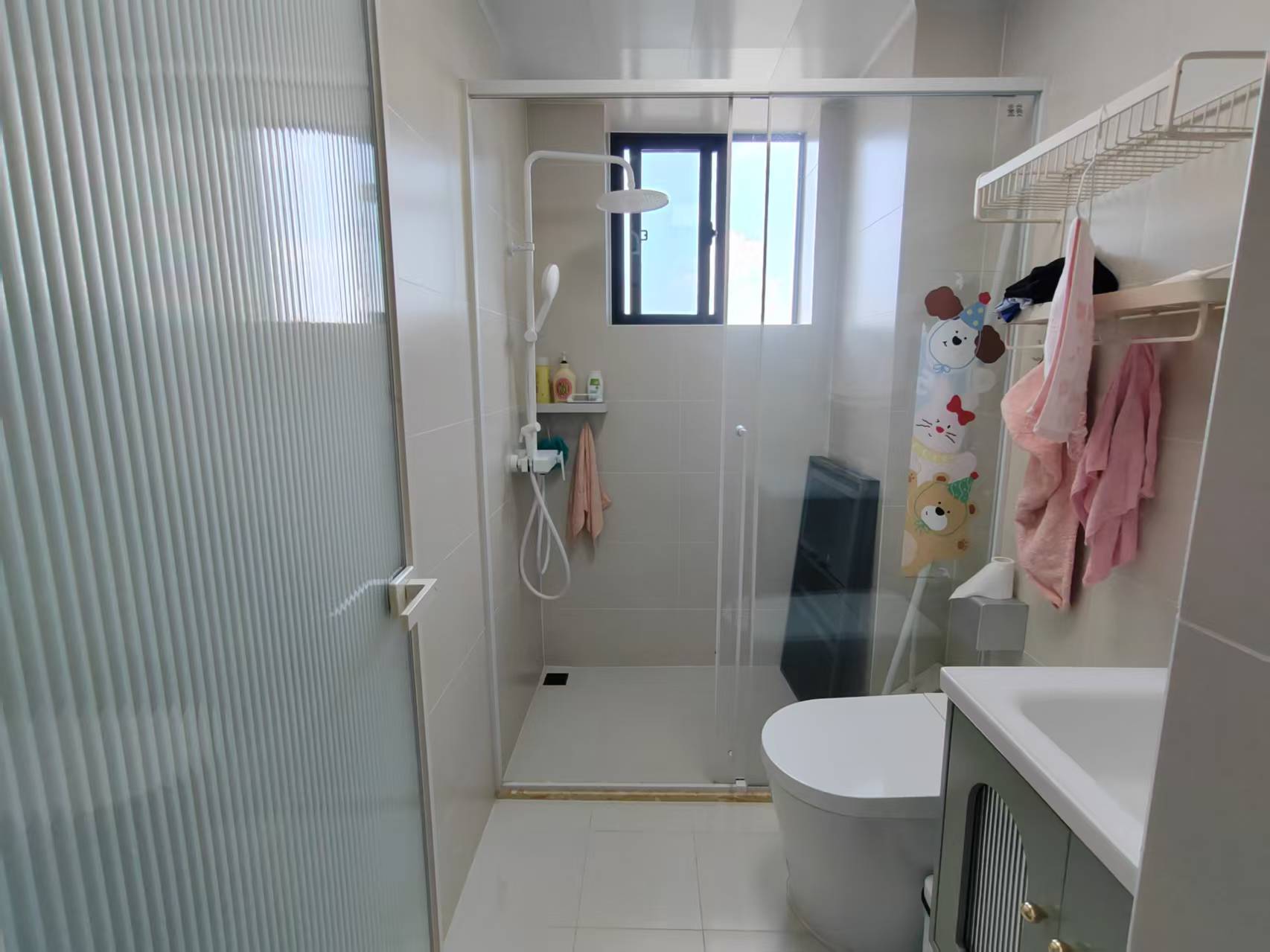 隆兴花园  1室1厅1卫   2800.00元/月室内图