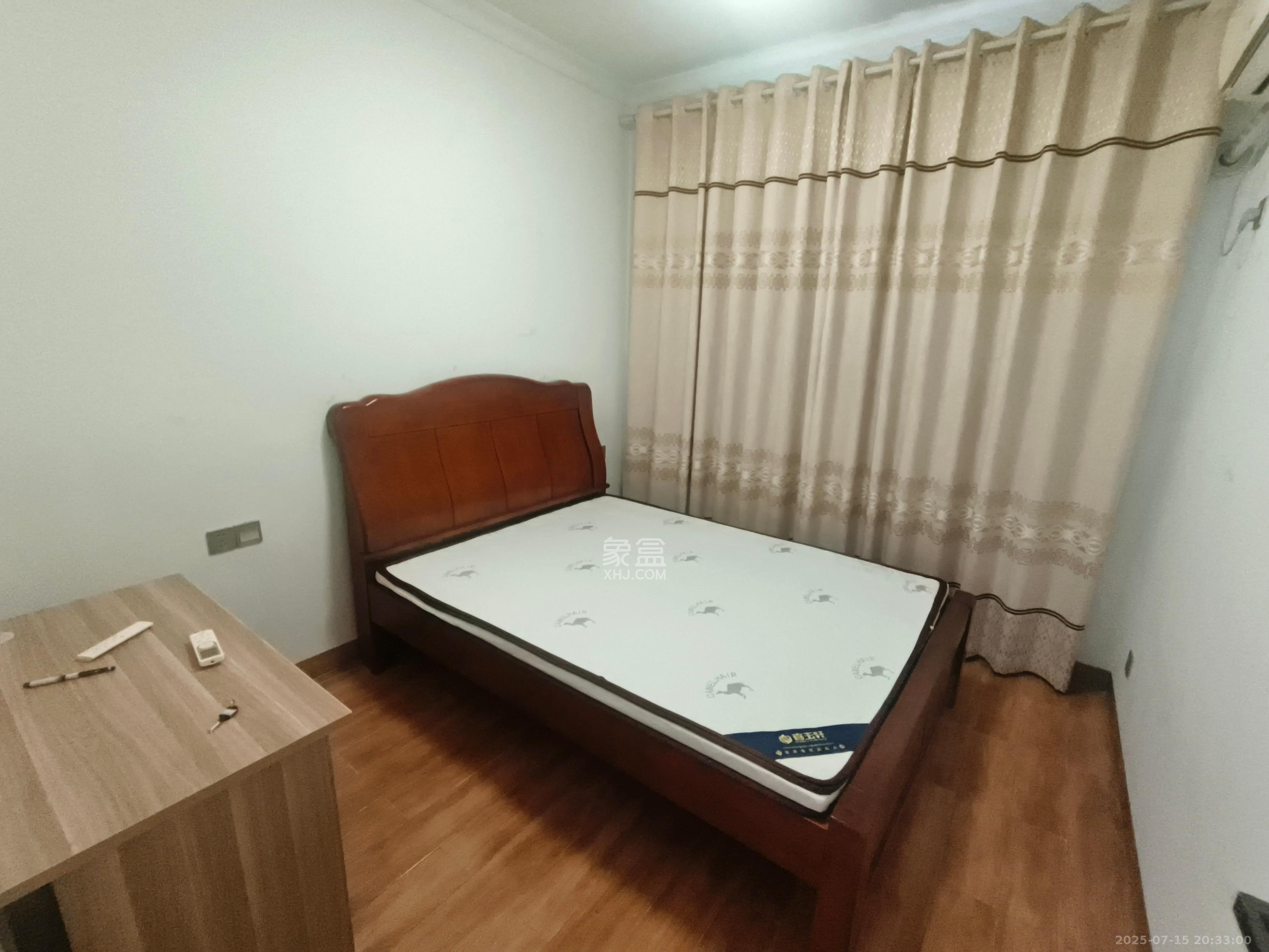 万里时代  4室2厅2卫   3800.00元/月室内图