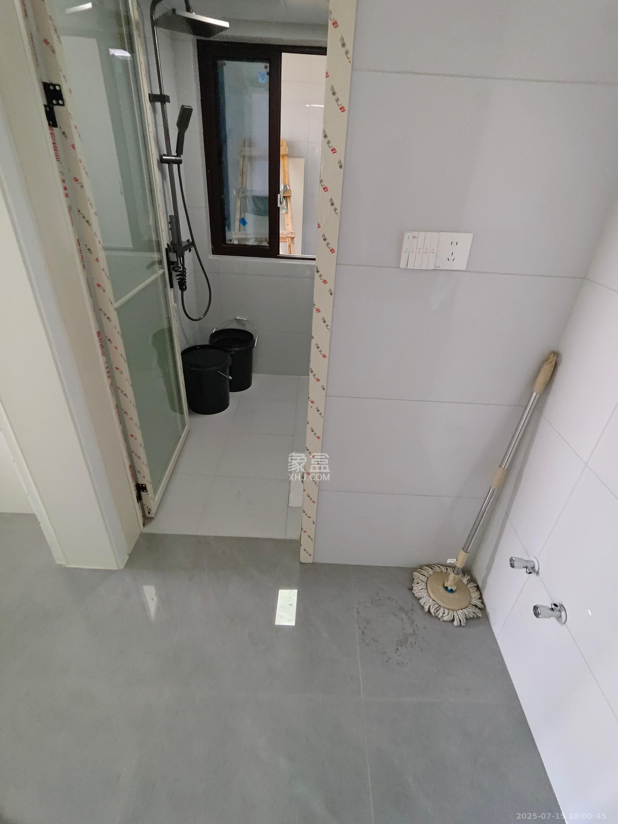 东方美地  3室2厅1卫    2500.0元/月室内图