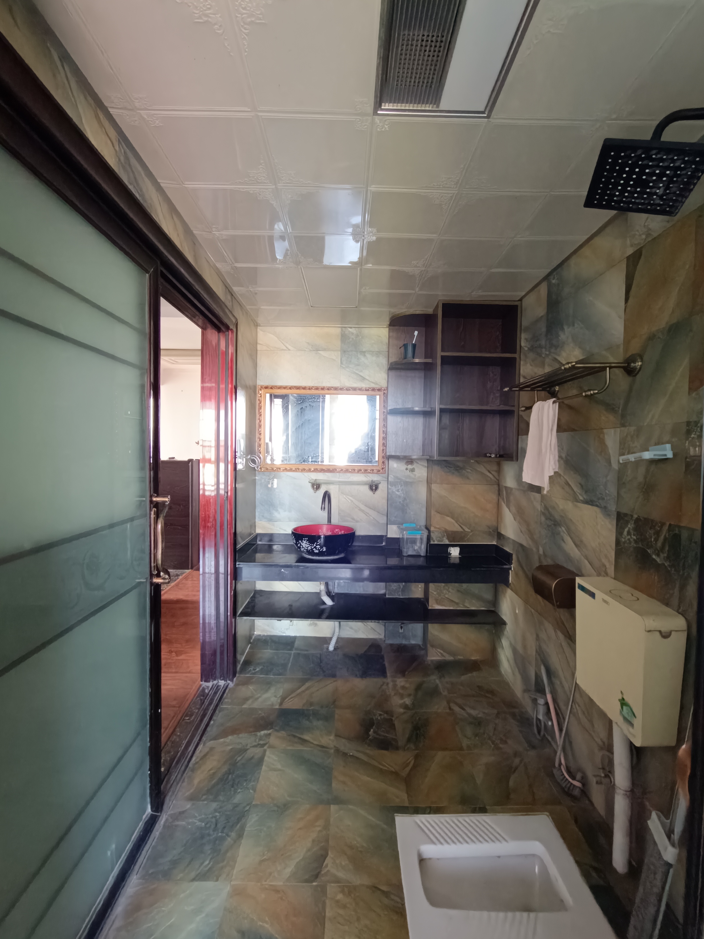 月亮湾三期  2室2厅1卫    1700.0元/月 月亮湾三期  2室2厅1卫    1700.0元/月室内图