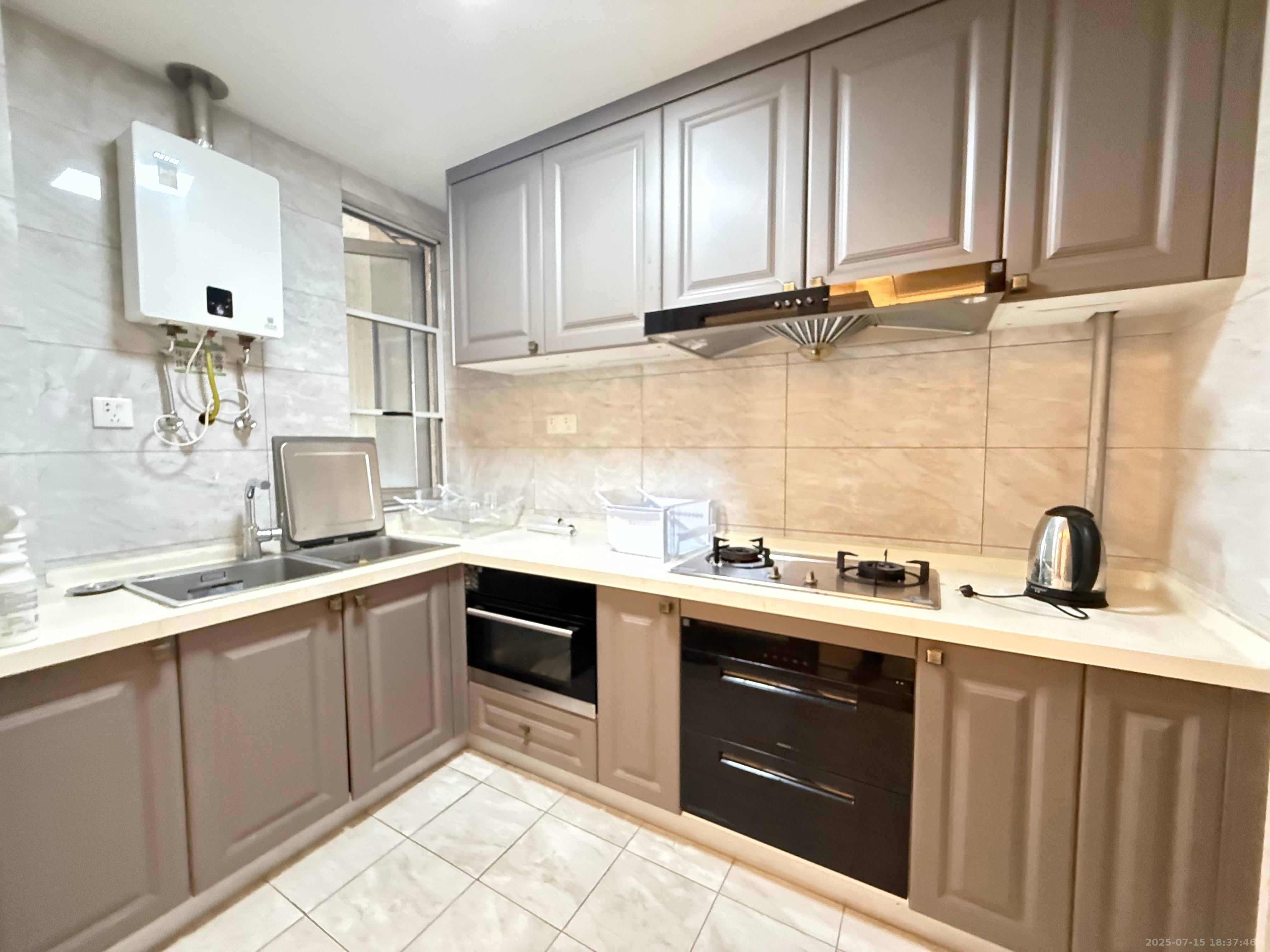 金地中交麓谷香颂(金地中交雅苑)  3室2厅1卫    2900.0元/月室内图