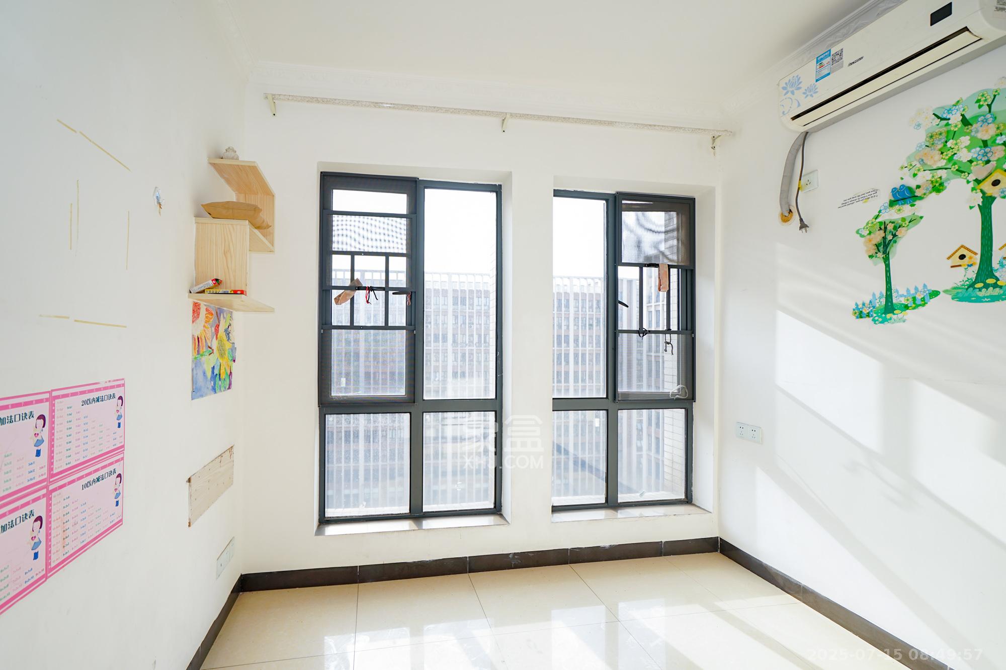 中建芙蓉工社 2室1厅1卫 1600.0元/月 中建芙蓉工社 2室1厅1卫 1600.0元/月室内图