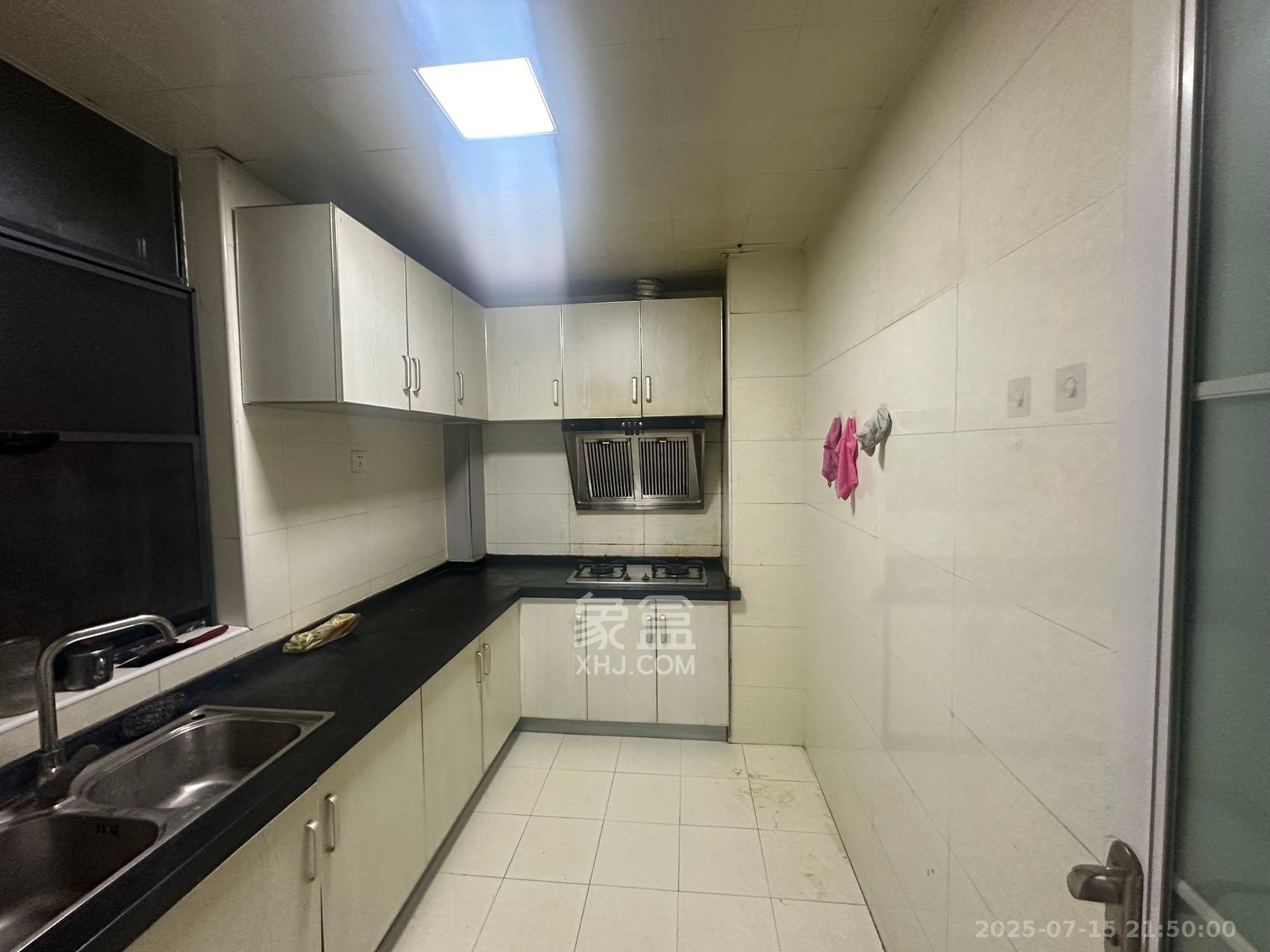 湘江世纪城豪江苑  2室2厅1卫    1800.0元/月 湘江世纪城豪江苑  2室2厅1卫    1800.0元/月室内图1