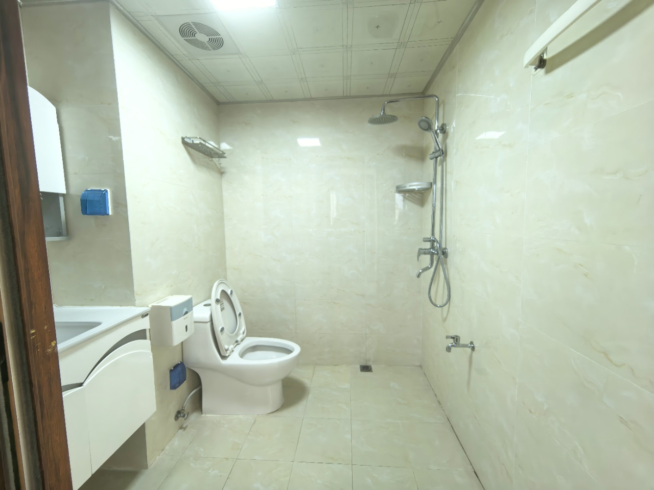 耀江西岸公馆  2室2厅1卫    2500.0元/月 耀江西岸公馆  2室2厅1卫    2500.0元/月室内图