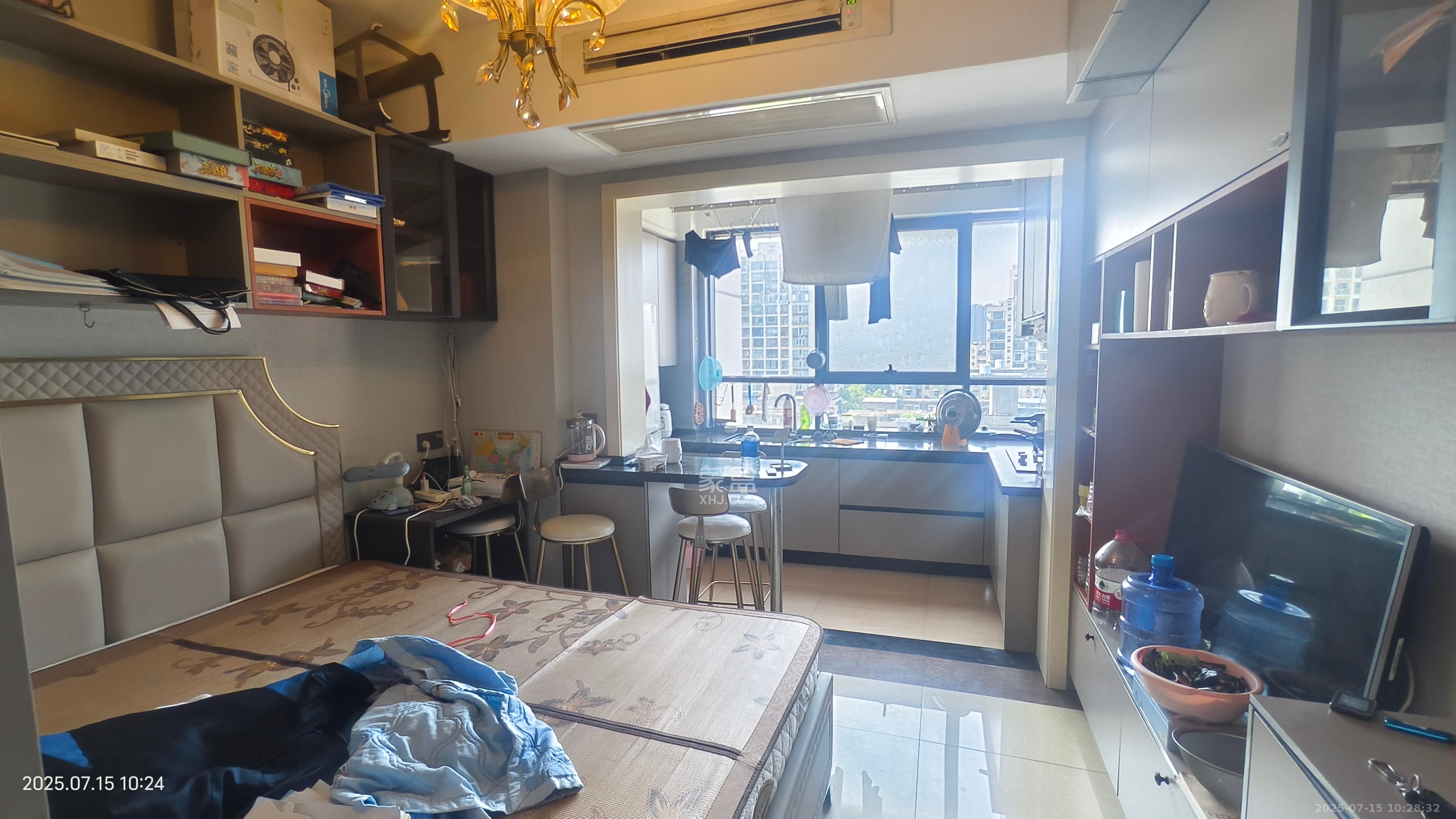 东塘瑞府 1室1厅1卫 2200.0元/月 东塘瑞府 1室1厅1卫 2200.0元/月室内图