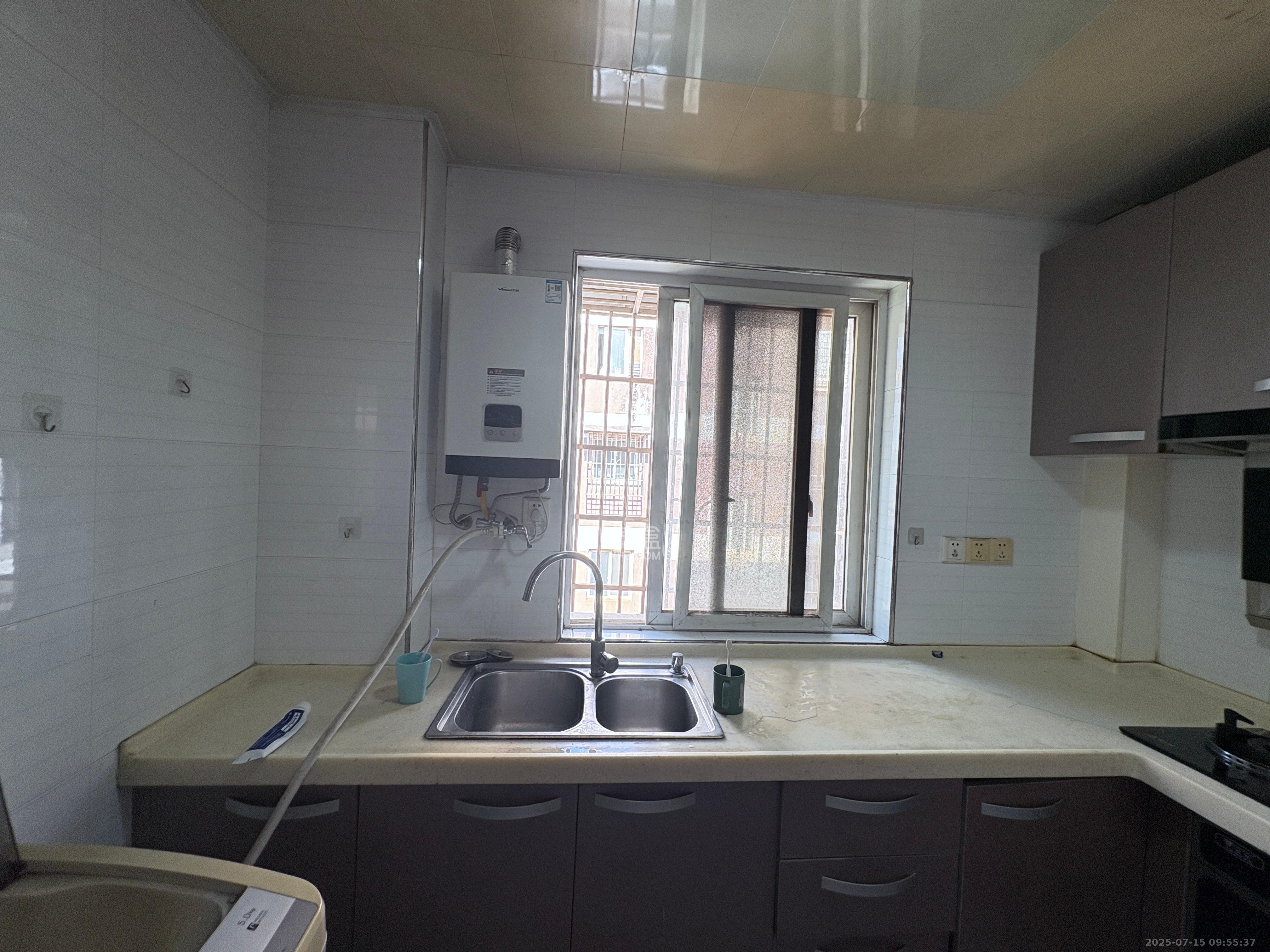 锦绣家园 4室1厅1卫 2600.0元/月 锦绣家园 4室1厅1卫 2600.0元/月室内图