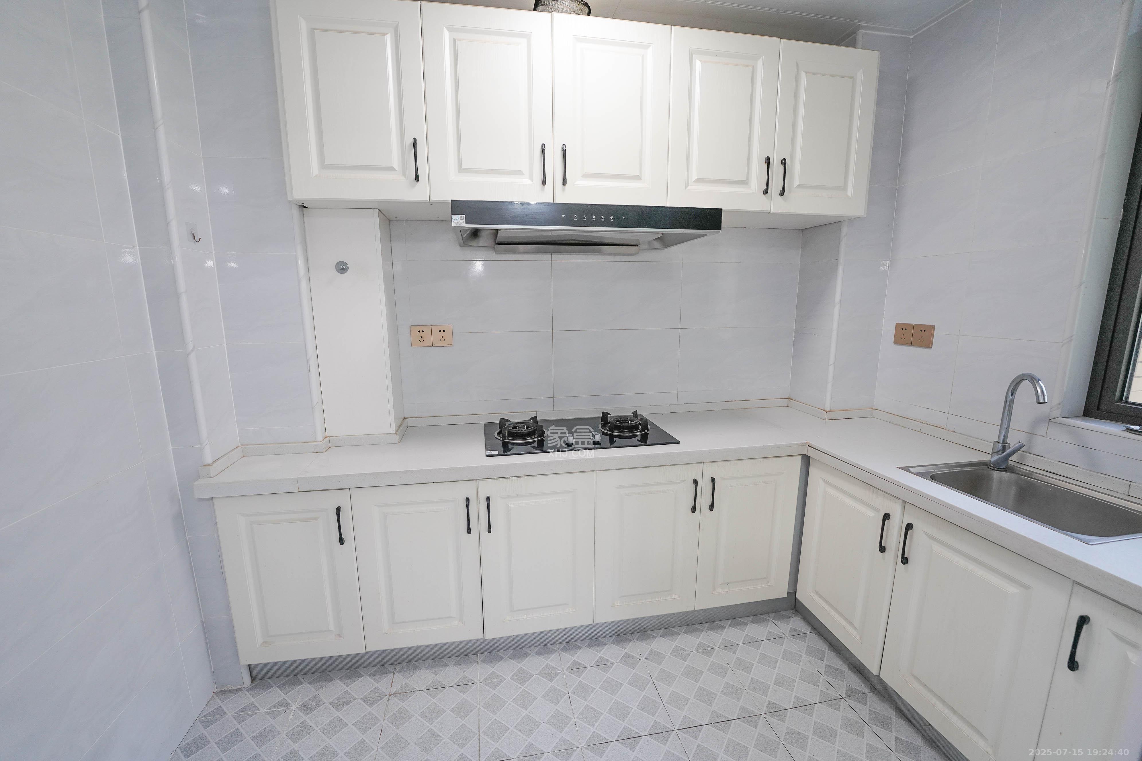 福天藏郡院子  4室2厅2卫    125.0万 福天藏郡院子  4室2厅2卫    125.0万厨房