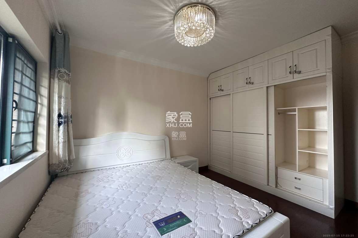 恒大雅苑 3室2厅2卫 3000.00元/月 恒大雅苑 3室2厅2卫 3000.00元/月室内图