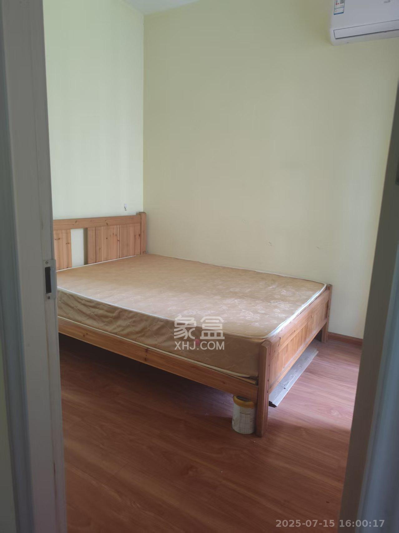 新华都万家城  3室2厅1卫    2000.0元/月 新华都万家城  3室2厅1卫    2000.0元/月室内图1